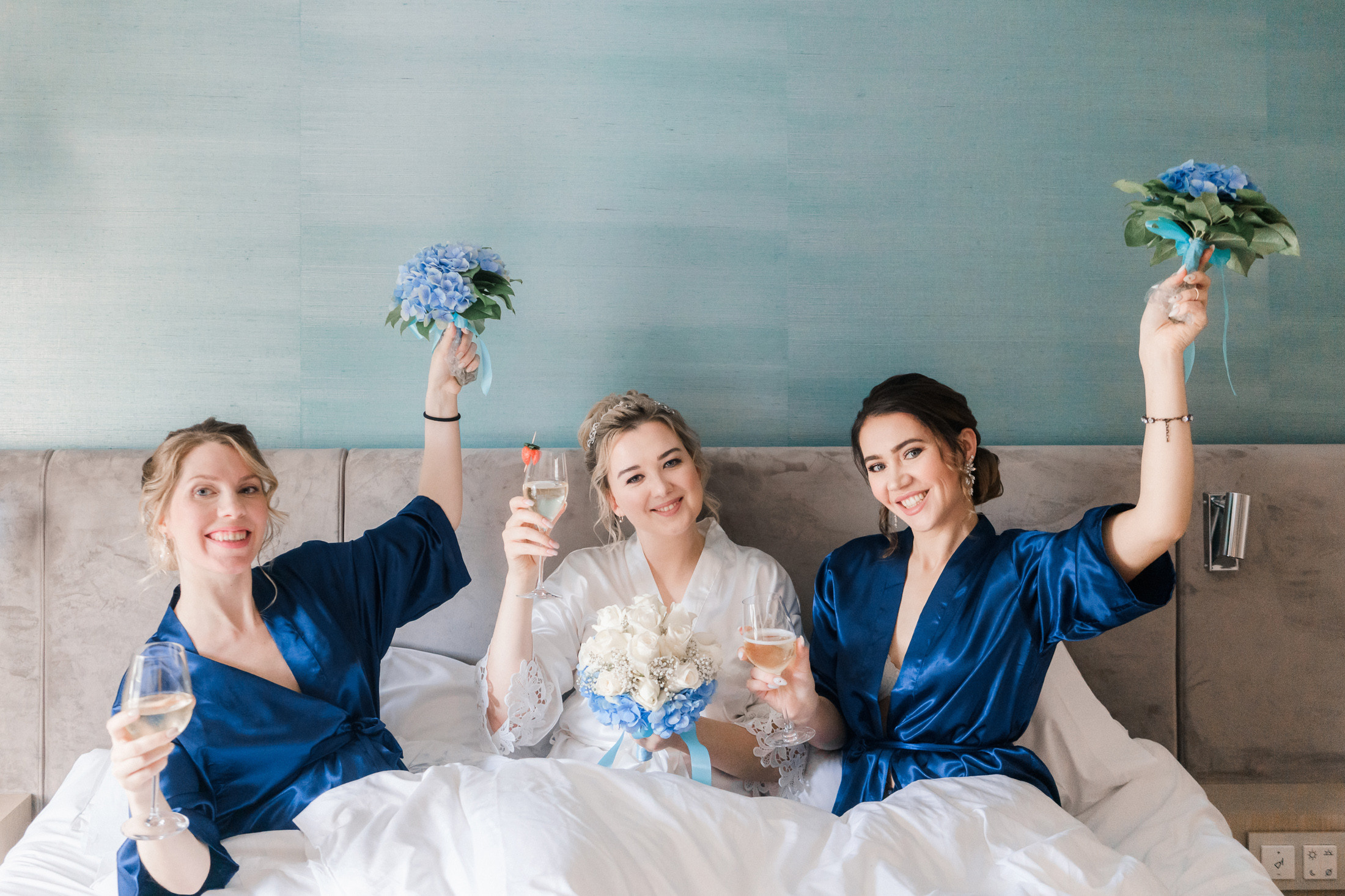 O&A, hääkuvaaja Helsinki, Johanneksen kirkko ja Radisson Blu Royal