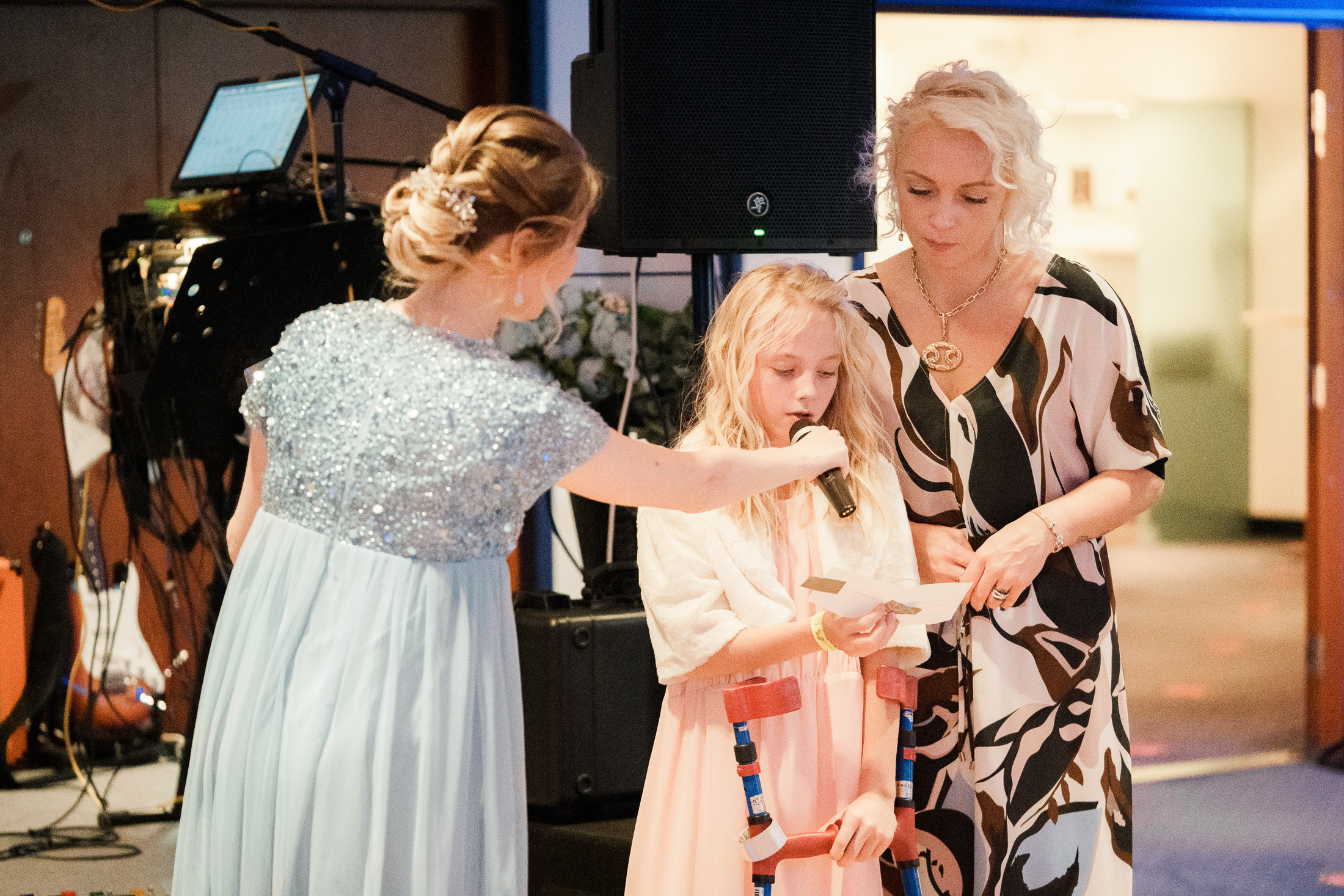 O&A, hääkuvaaja Helsinki, Johanneksen kirkko ja Radisson Blu Royal