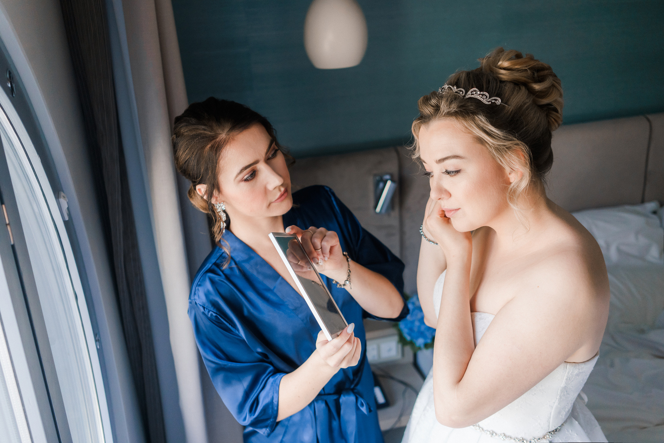 O&A, hääkuvaaja Helsinki, Johanneksen kirkko ja Radisson Blu Royal