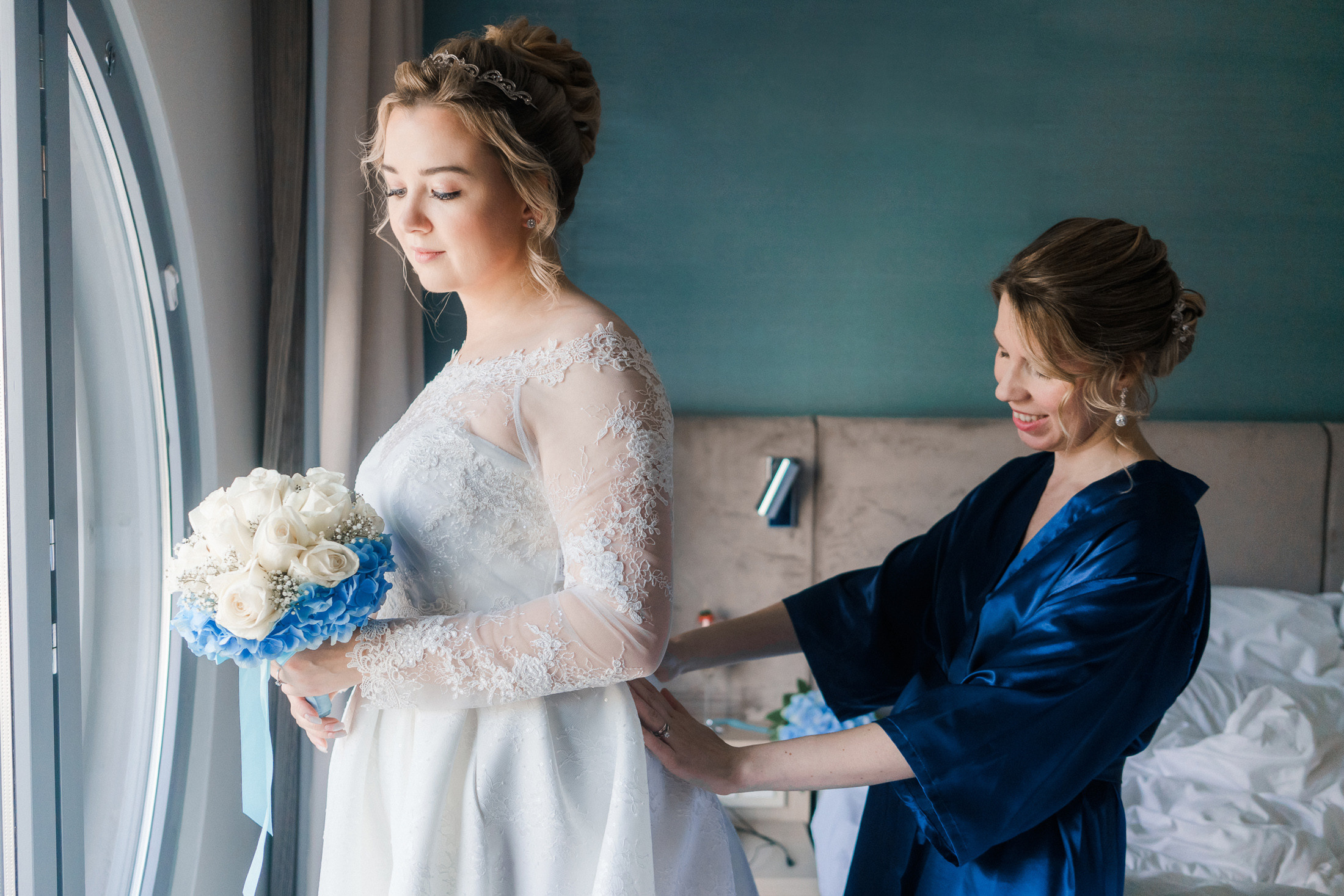 O&A, hääkuvaaja Helsinki, Johanneksen kirkko ja Radisson Blu Royal