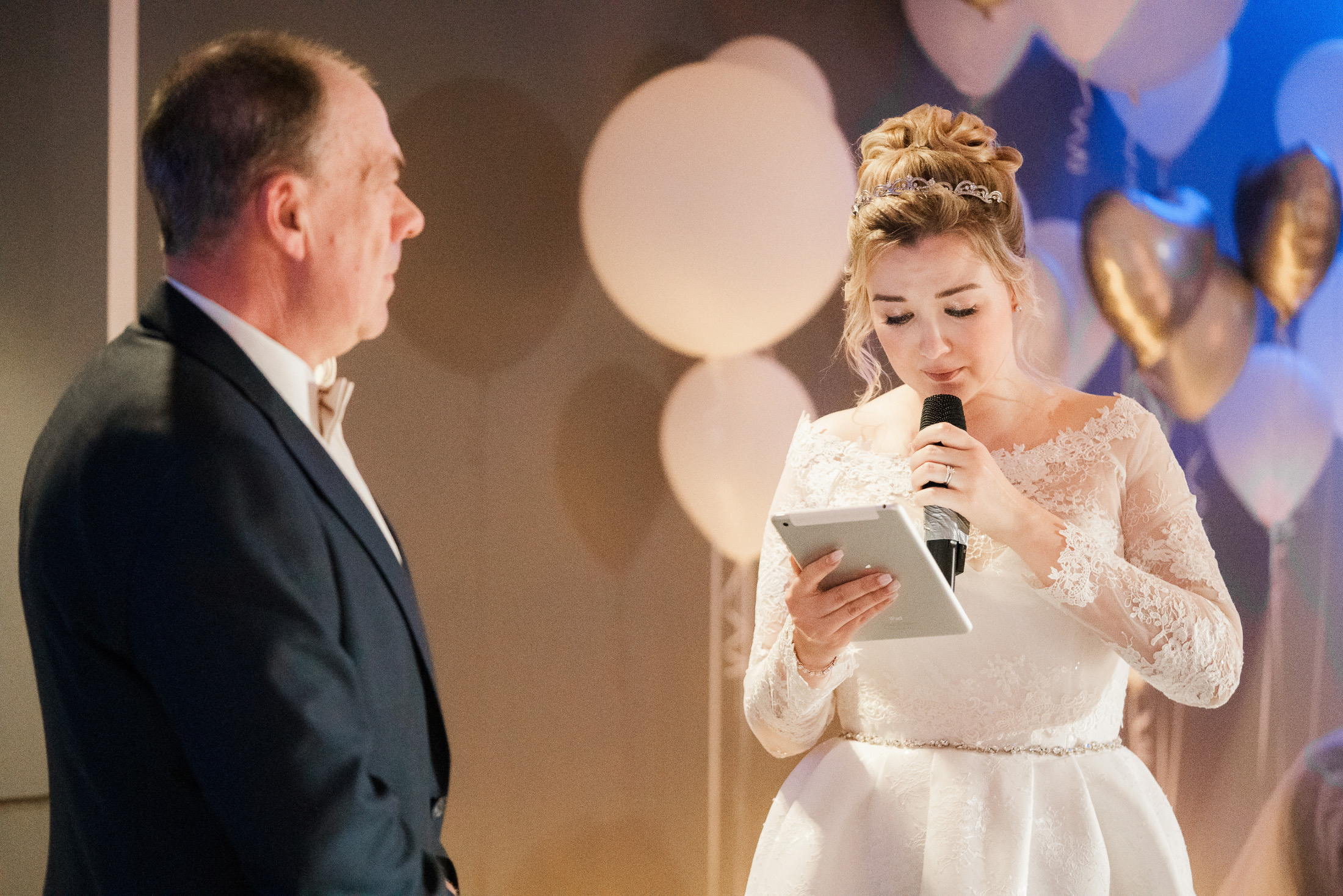 O&A, hääkuvaaja Helsinki, Johanneksen kirkko ja Radisson Blu Royal