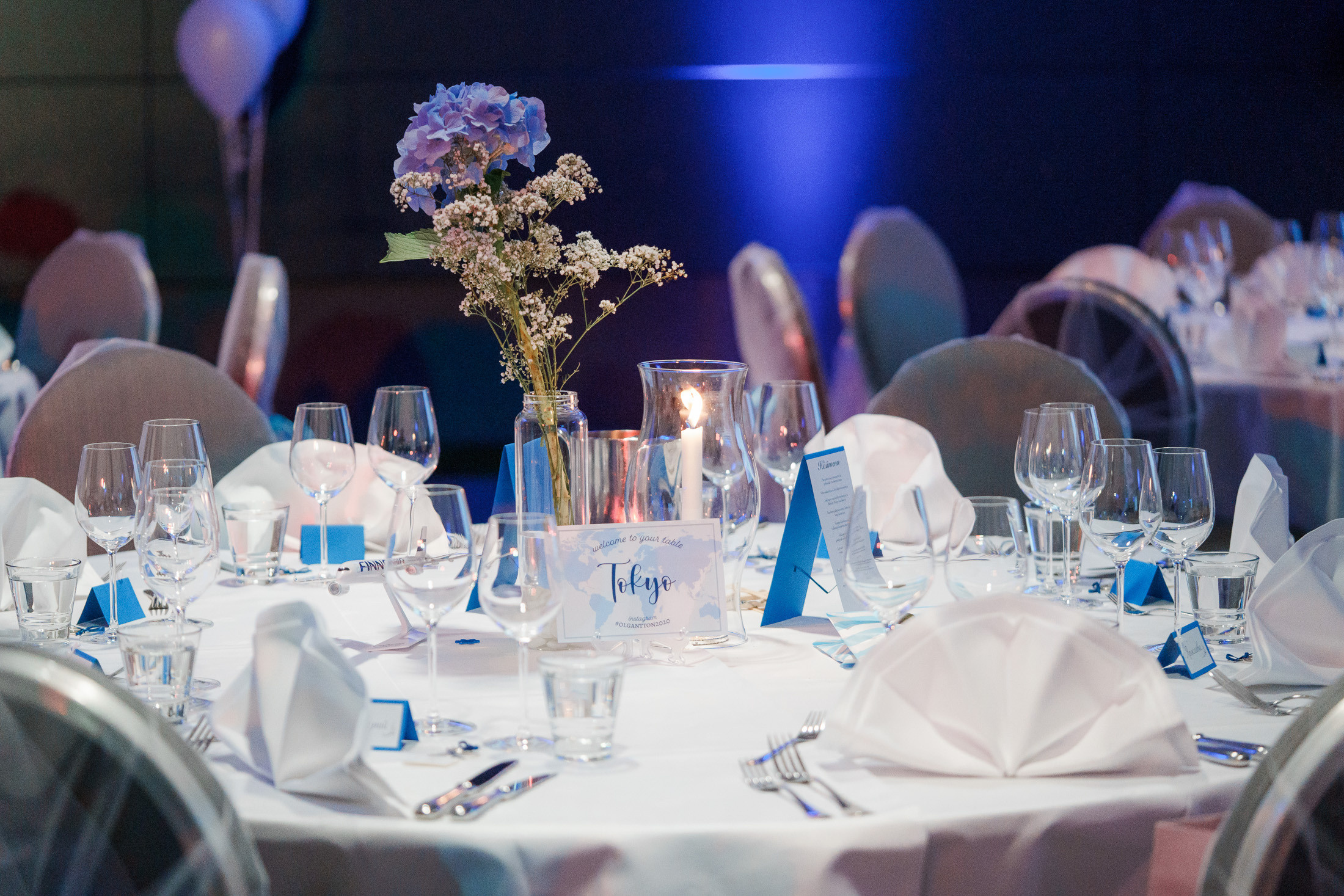 O&A, hääkuvaaja Helsinki, Johanneksen kirkko ja Radisson Blu Royal