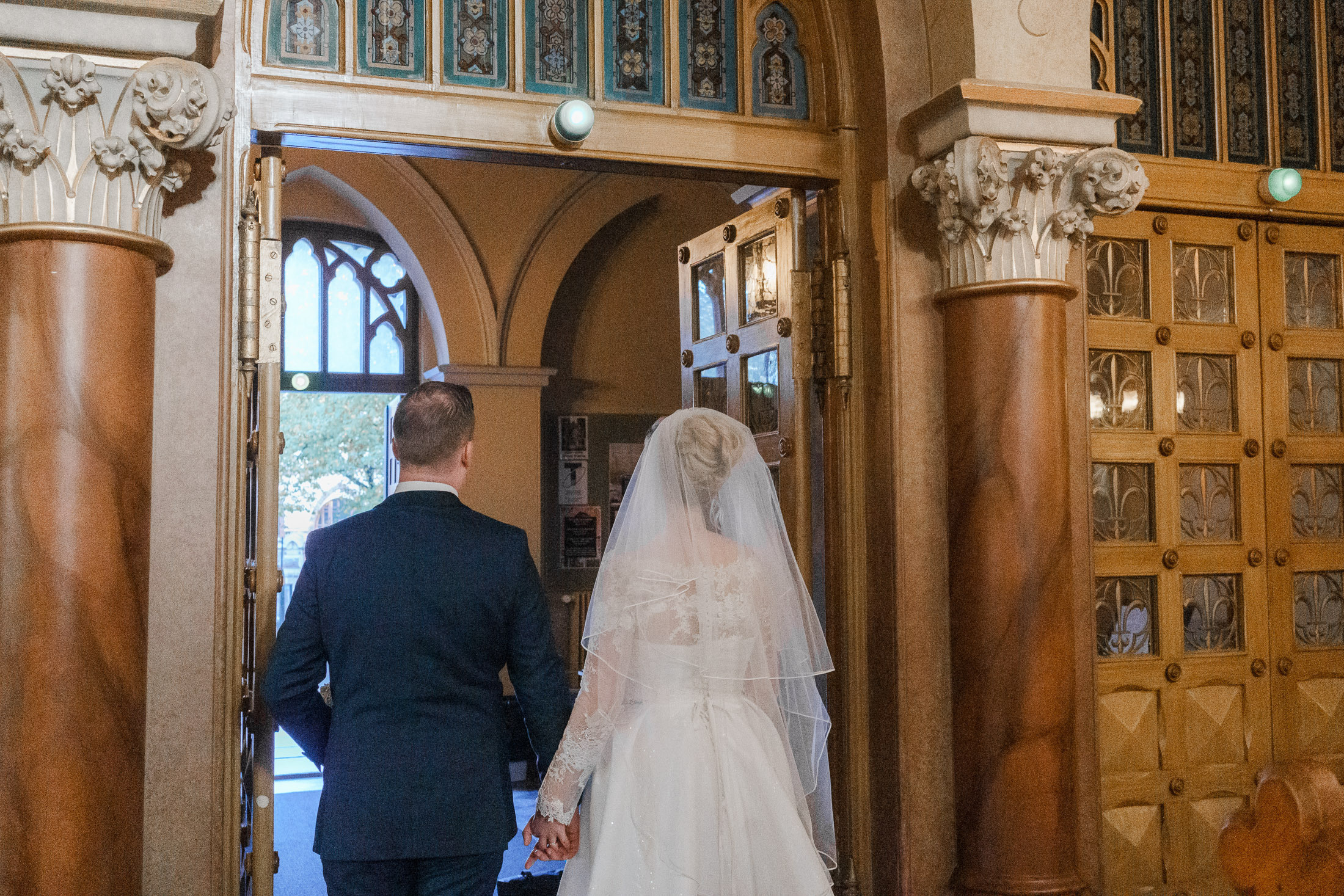 O&A, hääkuvaaja Helsinki, Johanneksen kirkko ja Radisson Blu Royal