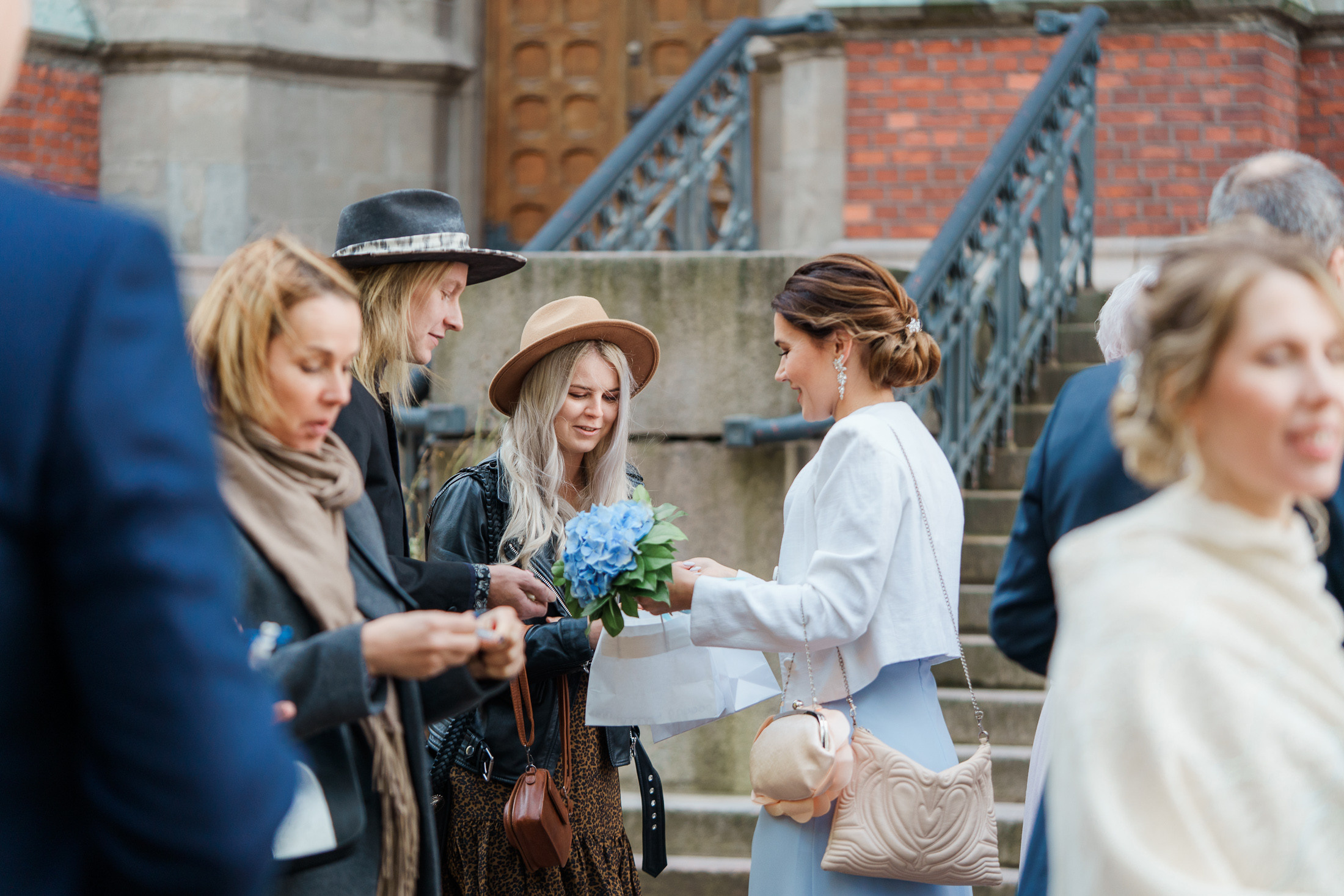 O&A, hääkuvaaja Helsinki, Johanneksen kirkko ja Radisson Blu Royal