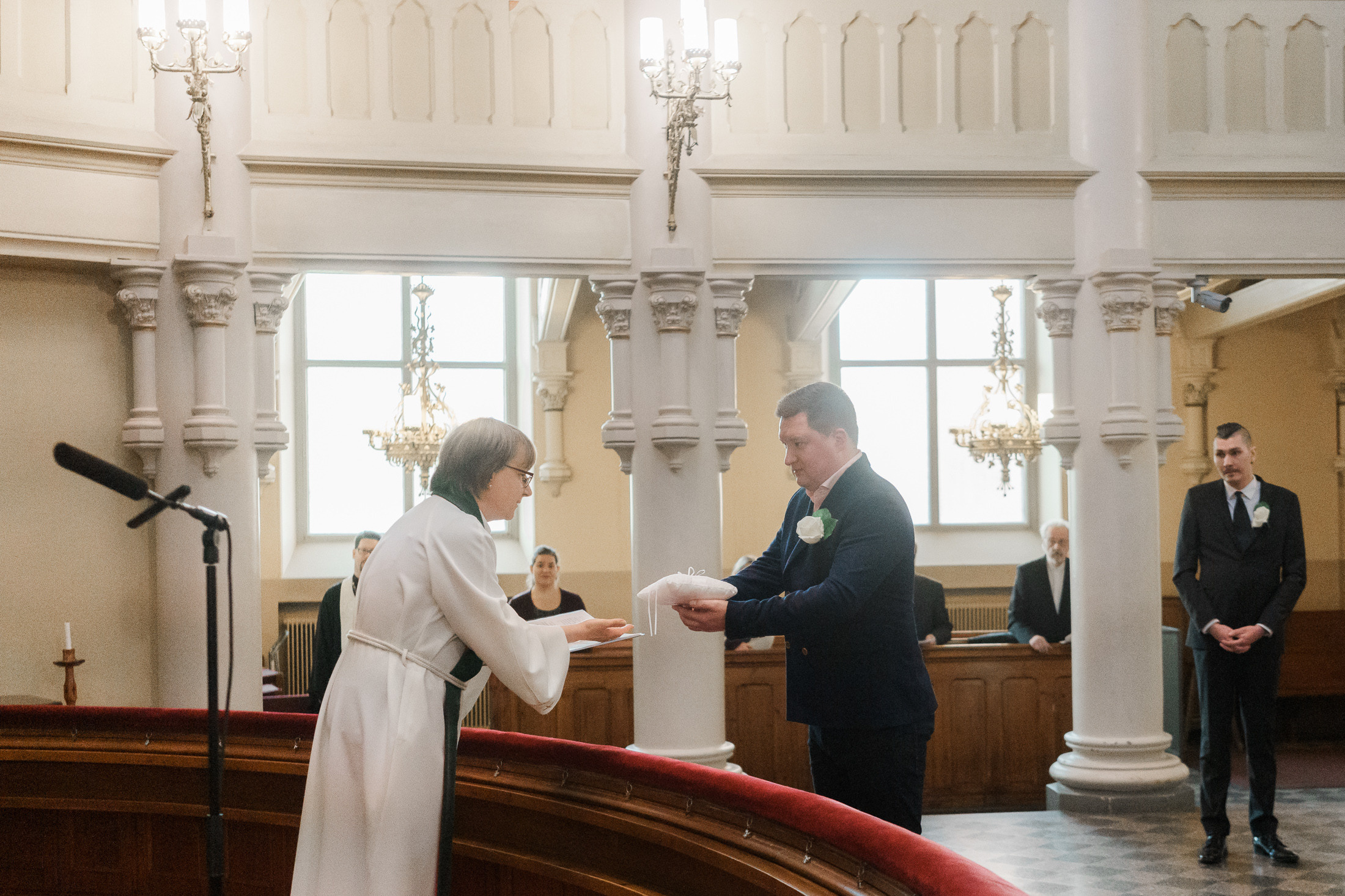 O&A, hääkuvaaja Helsinki, Johanneksen kirkko ja Radisson Blu Royal