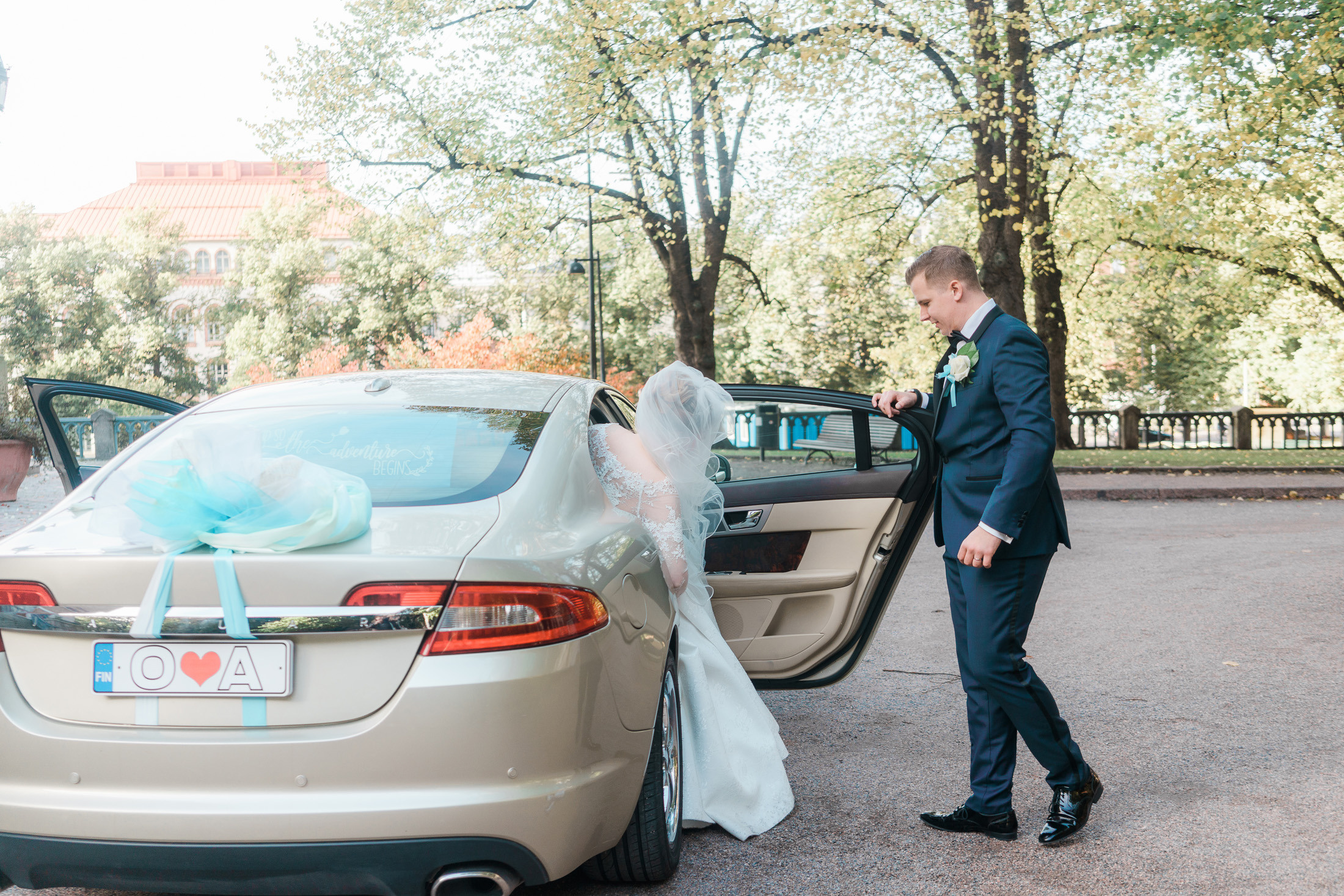 O&A, hääkuvaaja Helsinki, Johanneksen kirkko ja Radisson Blu Royal