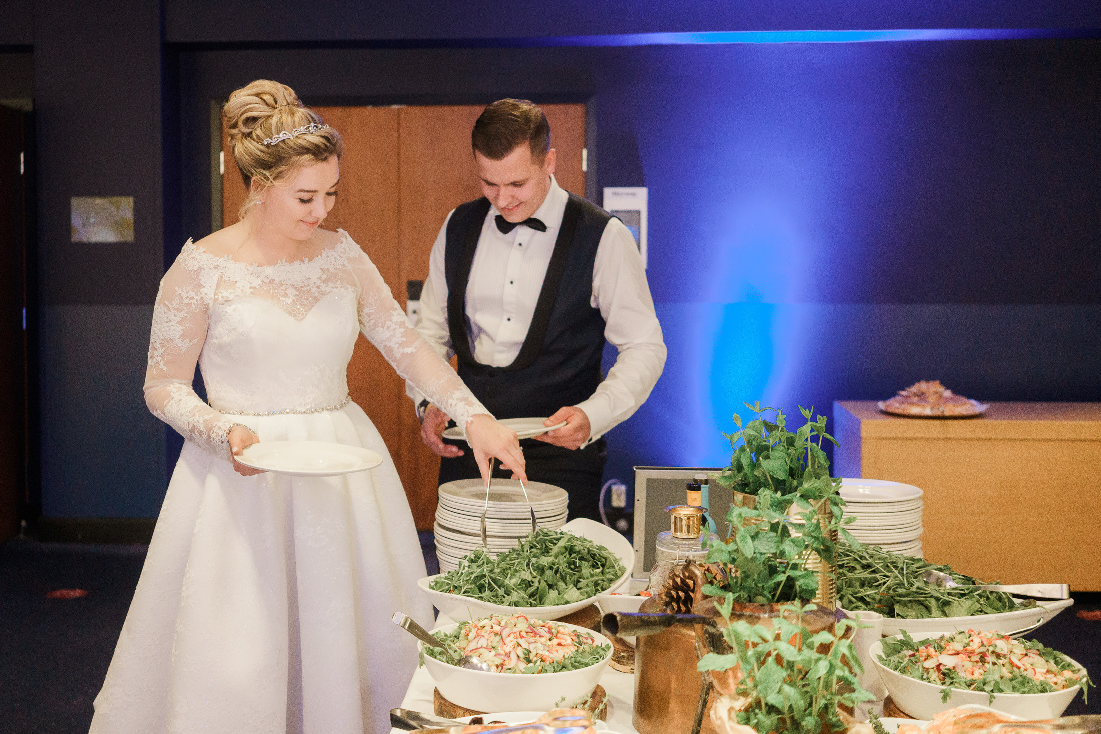 O&A, hääkuvaaja Helsinki, Johanneksen kirkko ja Radisson Blu Royal