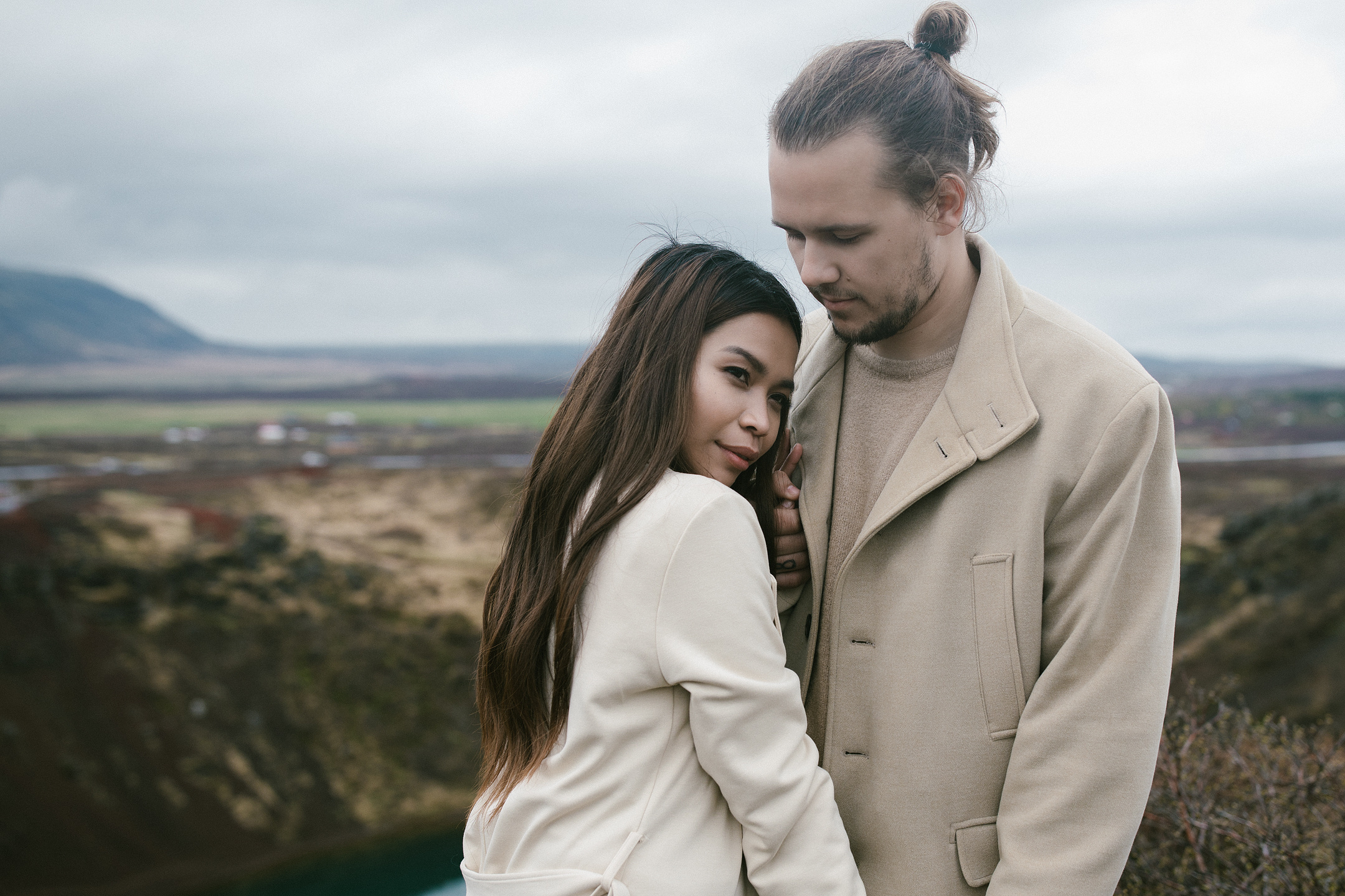 After Wedding Iceland | Gullfoss & Kerid Crater Lake. Lake Constance & Allgäu Wedding Photographer | Liliana Berkut