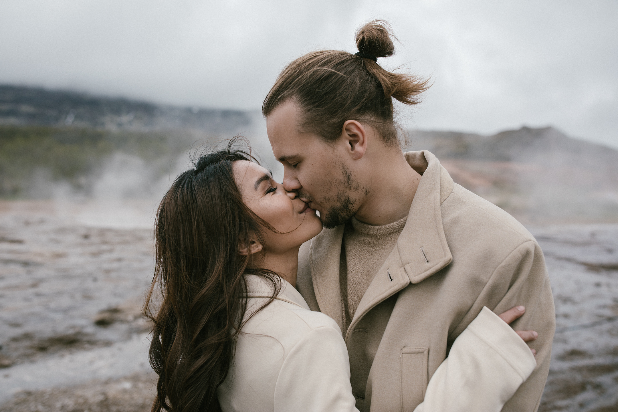 After Wedding Iceland | Gullfoss & Kerid Crater Lake. Lake Constance & Allgäu Wedding Photographer | Liliana Berkut