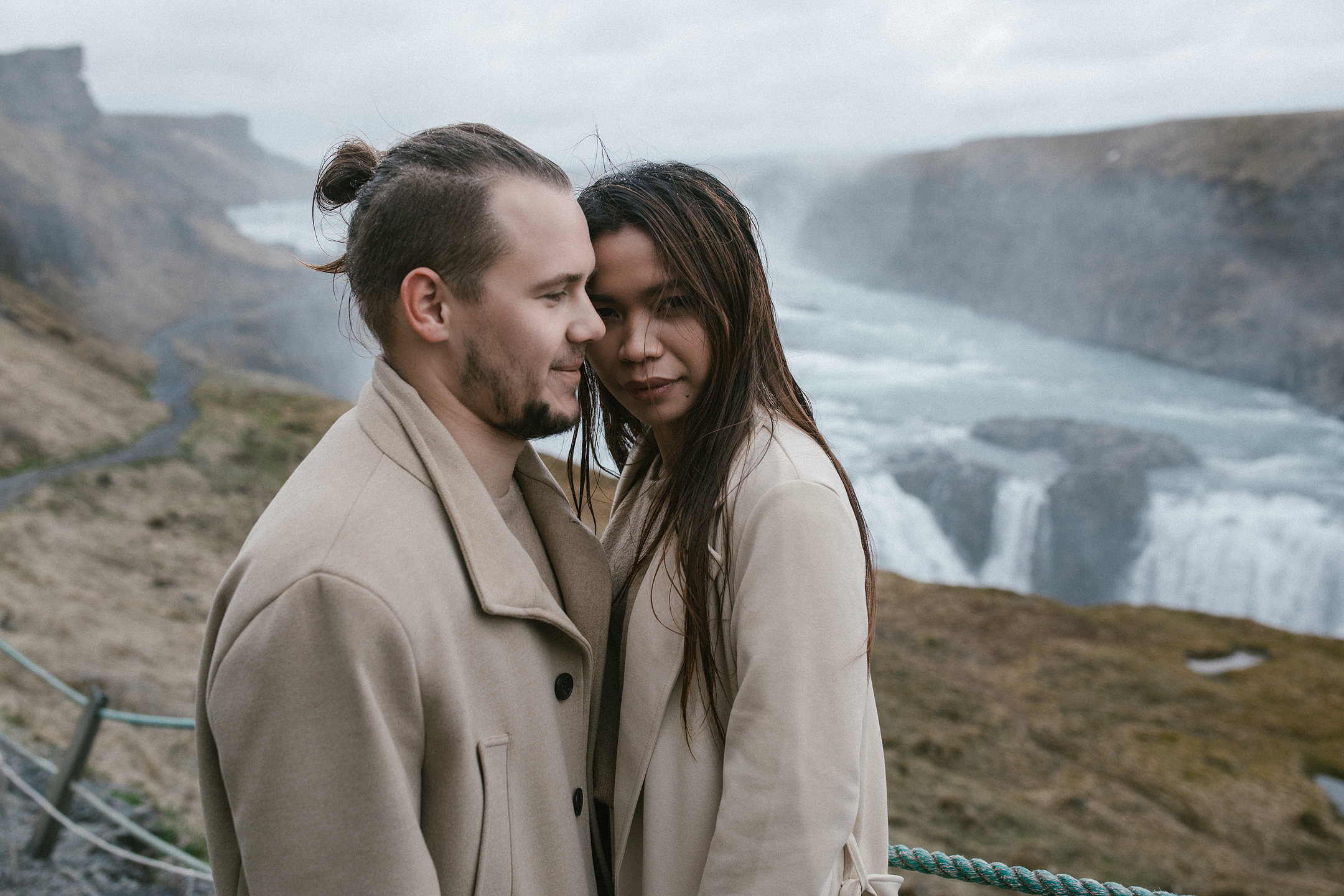 After Wedding Iceland | Gullfoss & Kerid Crater Lake. Lake Constance & Allgäu Wedding Photographer | Liliana Berkut