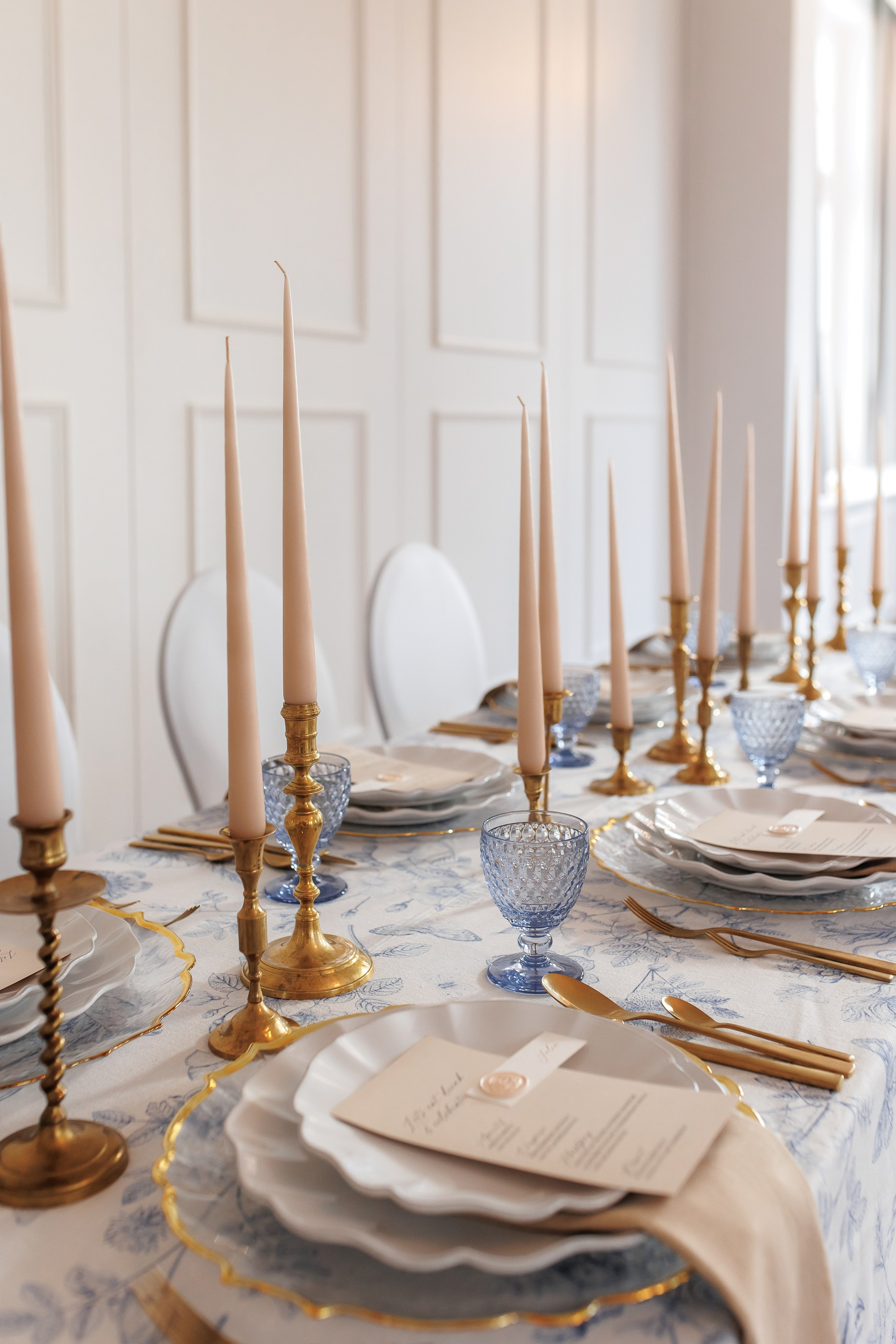 Märchenhafte Hochzeit in der Villa Schützenhof. Hochzeitsfotografie in Berlin Nataliia Schütze