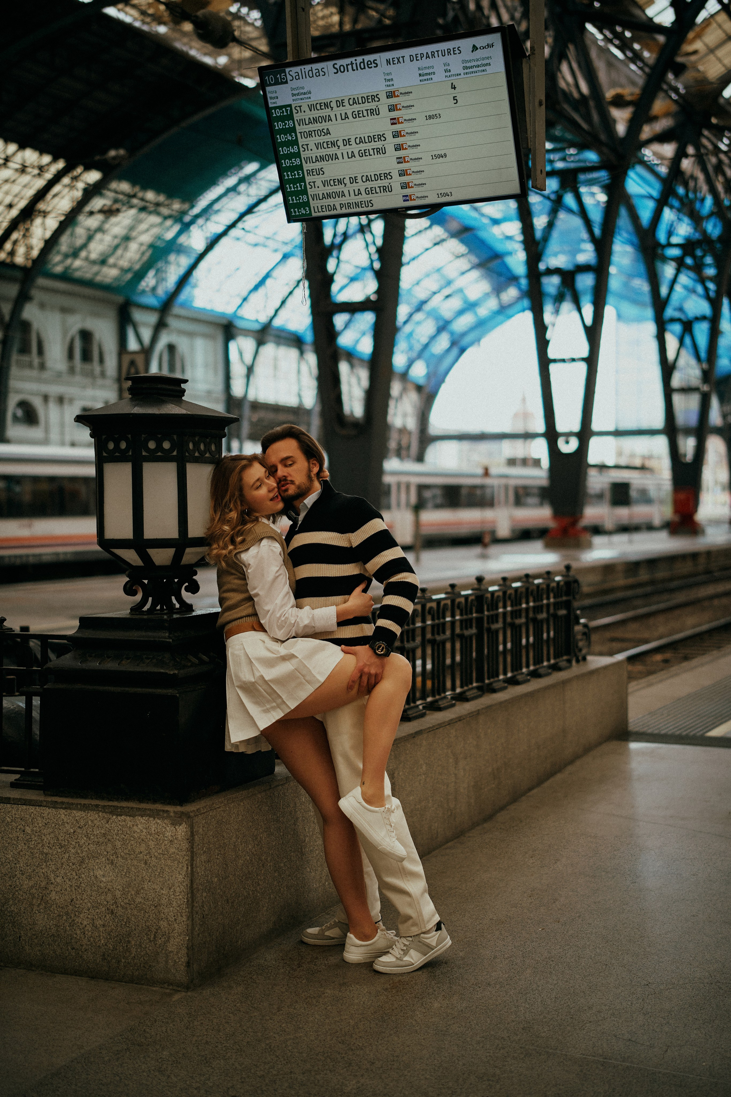 Тим и Кэт. Французский вокзал. Барселона. Фотограф в Барселоне Жанна Захарченко