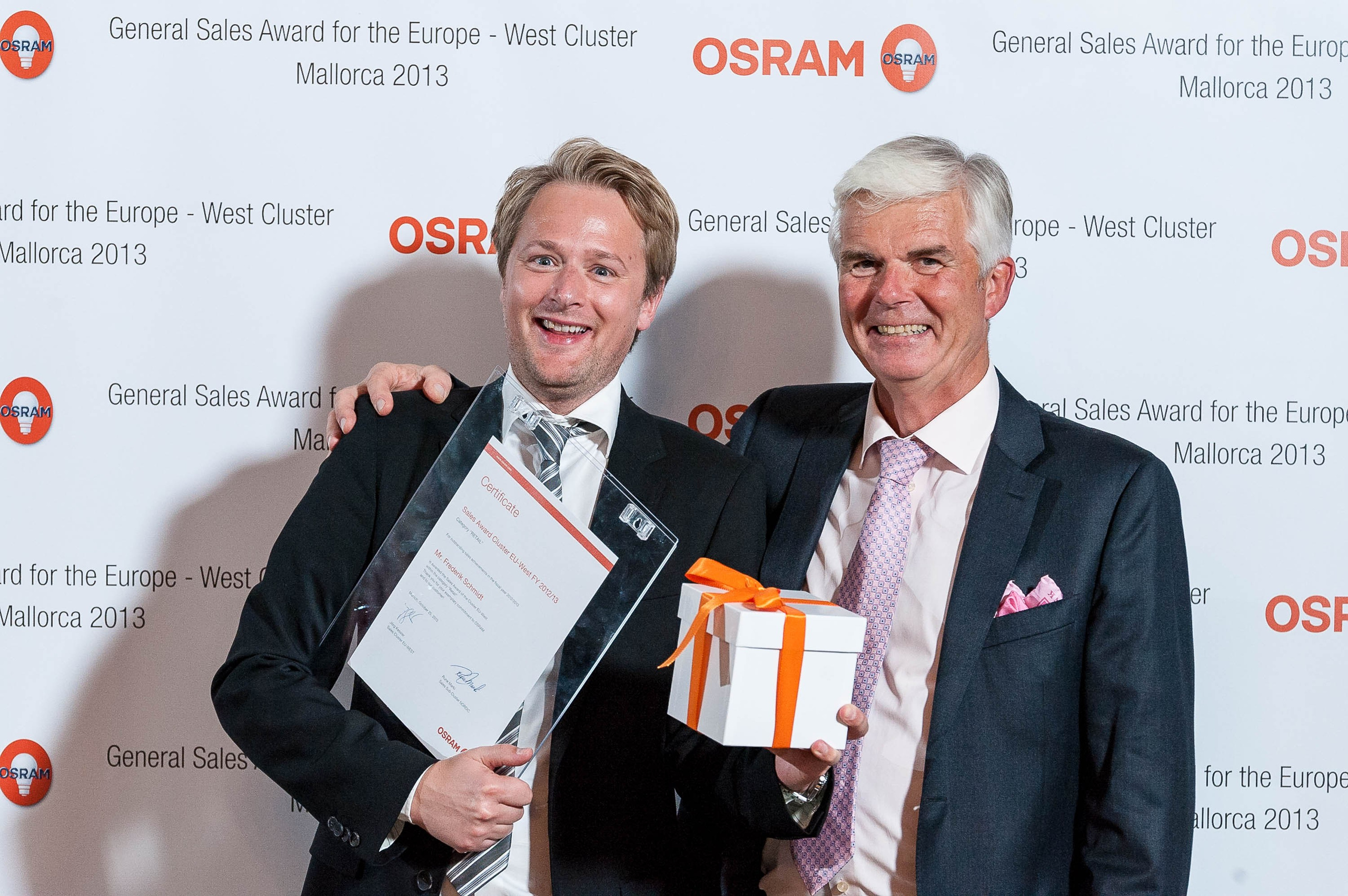 Un photocall es un perfecto lugar para fotografiar un evento