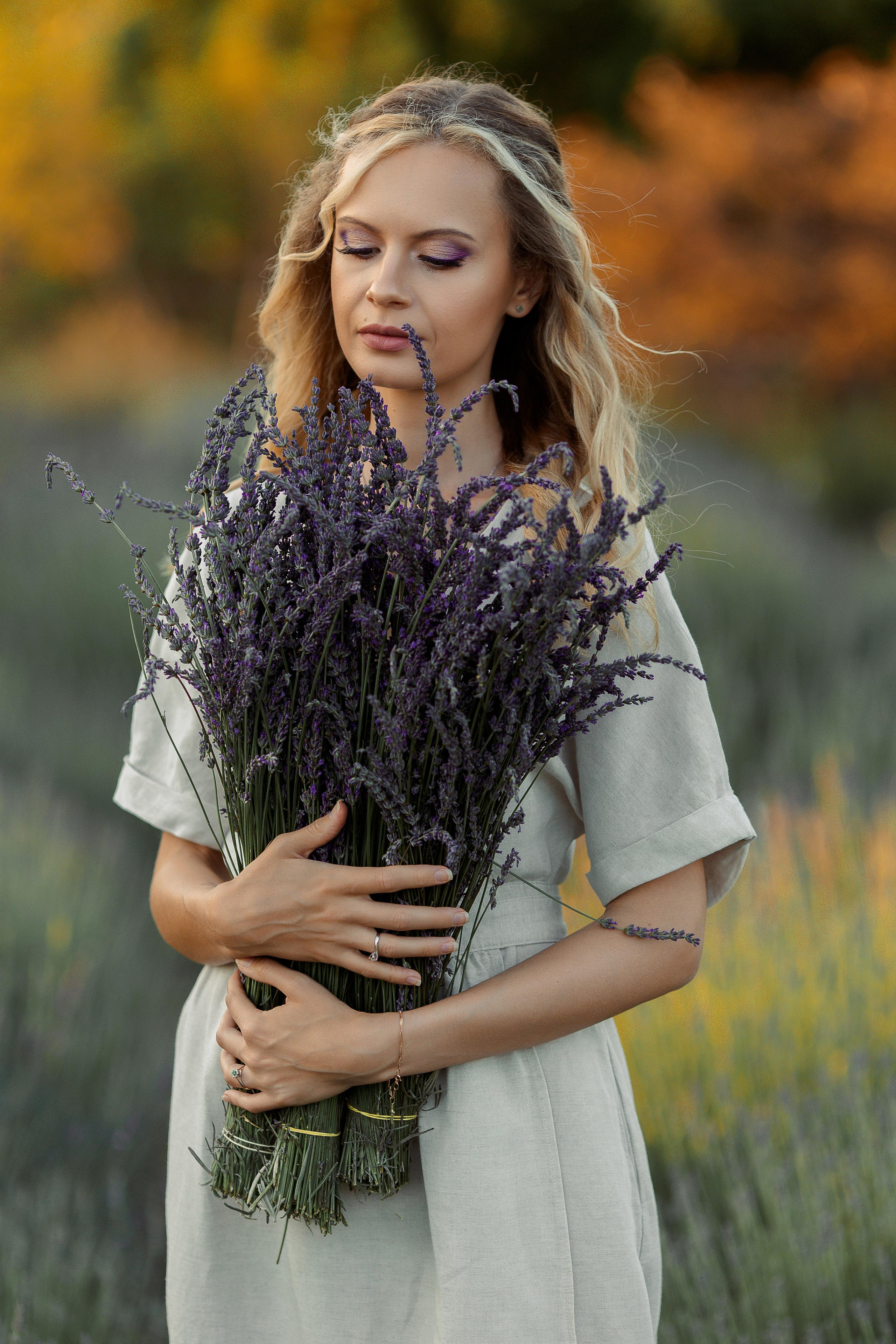 Photoshoot in Lavender garden. Photographer in Cyprus