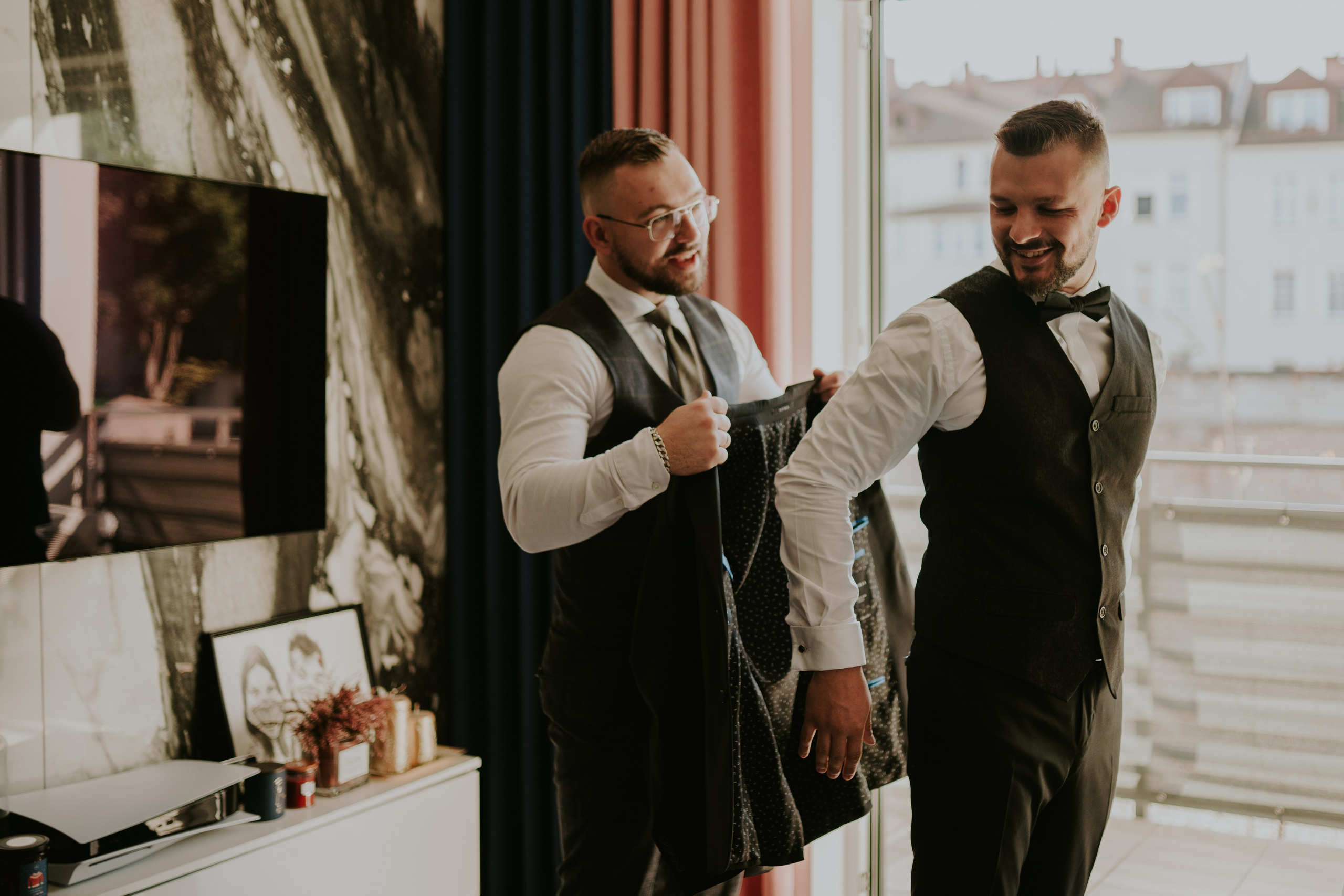 Sala Koralowa w Jaworzu: Opowieść o ślubie Nikoli i Kacpra. Karkowskafoto - fotografia miłości