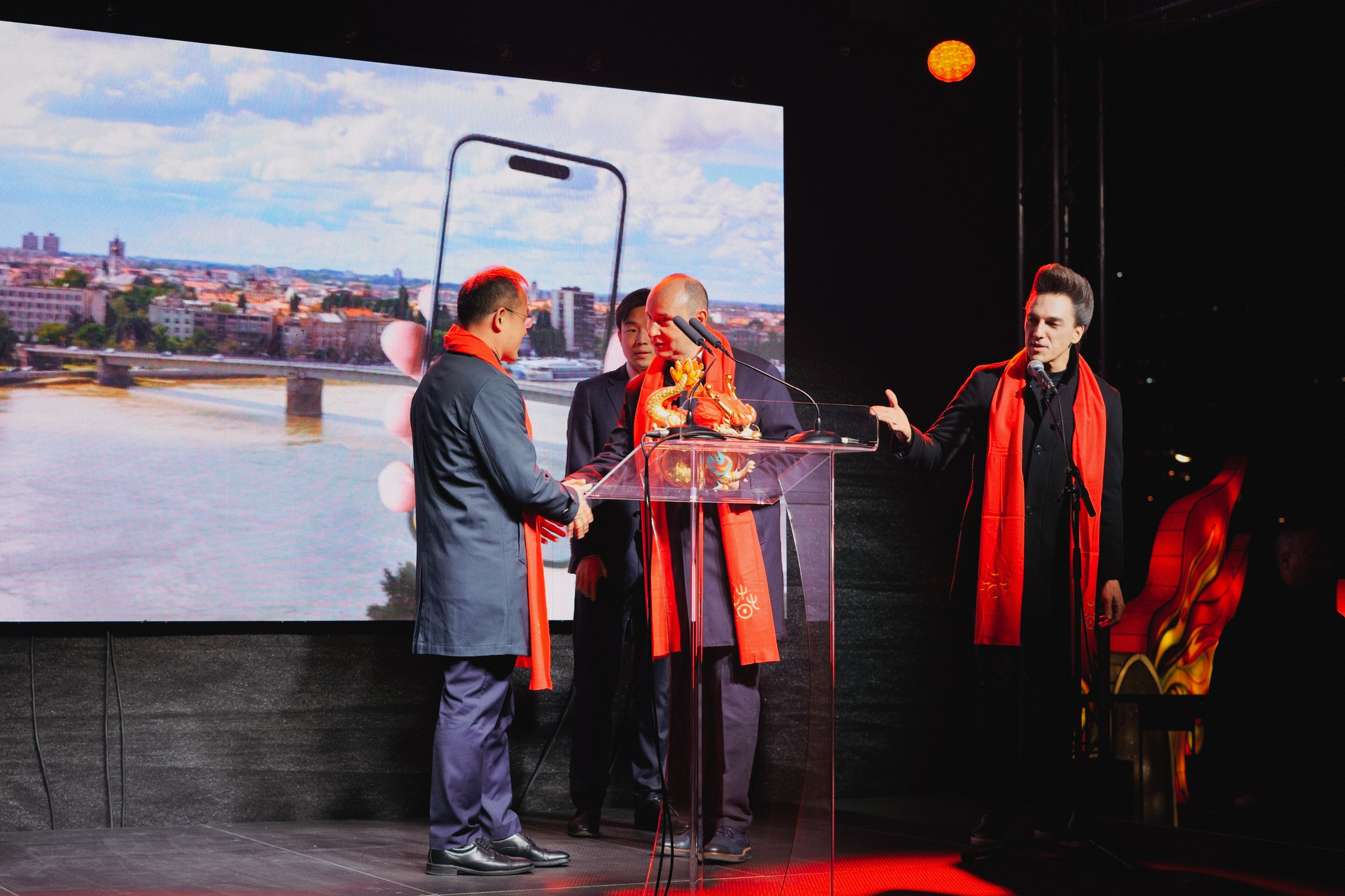 Svecano otvaranje Kineskog festivala svetla u Novom Sadu. Жуков Студио