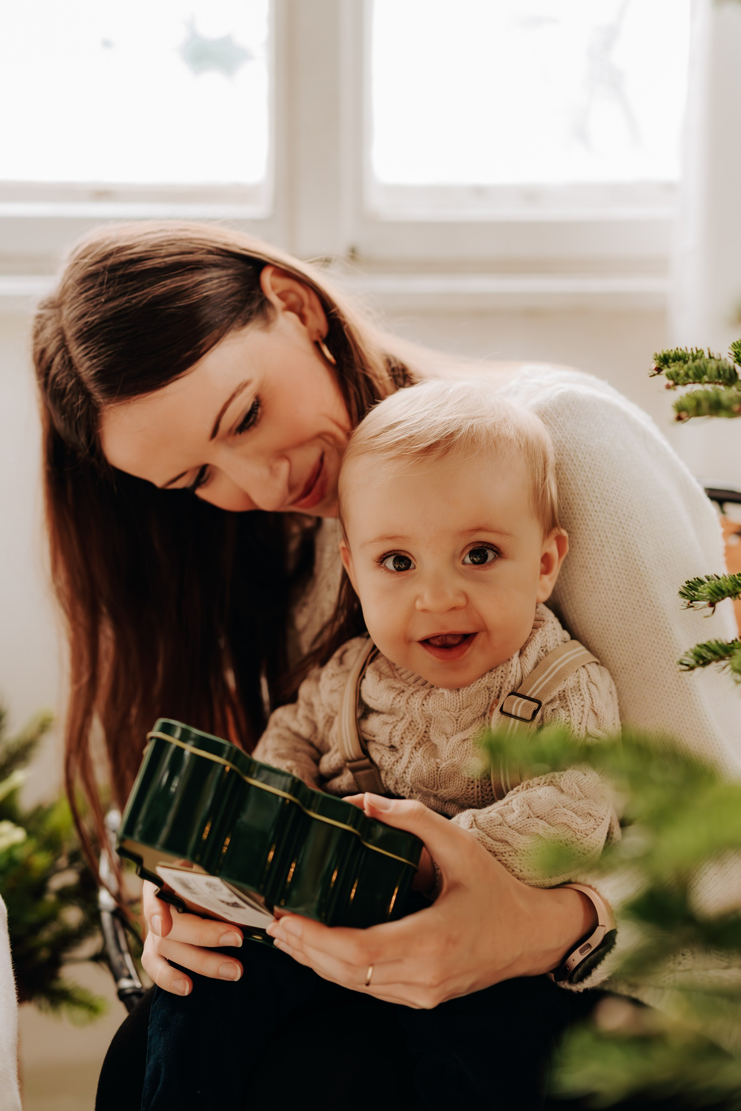 Minimalistyczne sesje świąteczne. Fotograf ślubny & lifestyle Gdańsk, Karolina Baczewska
