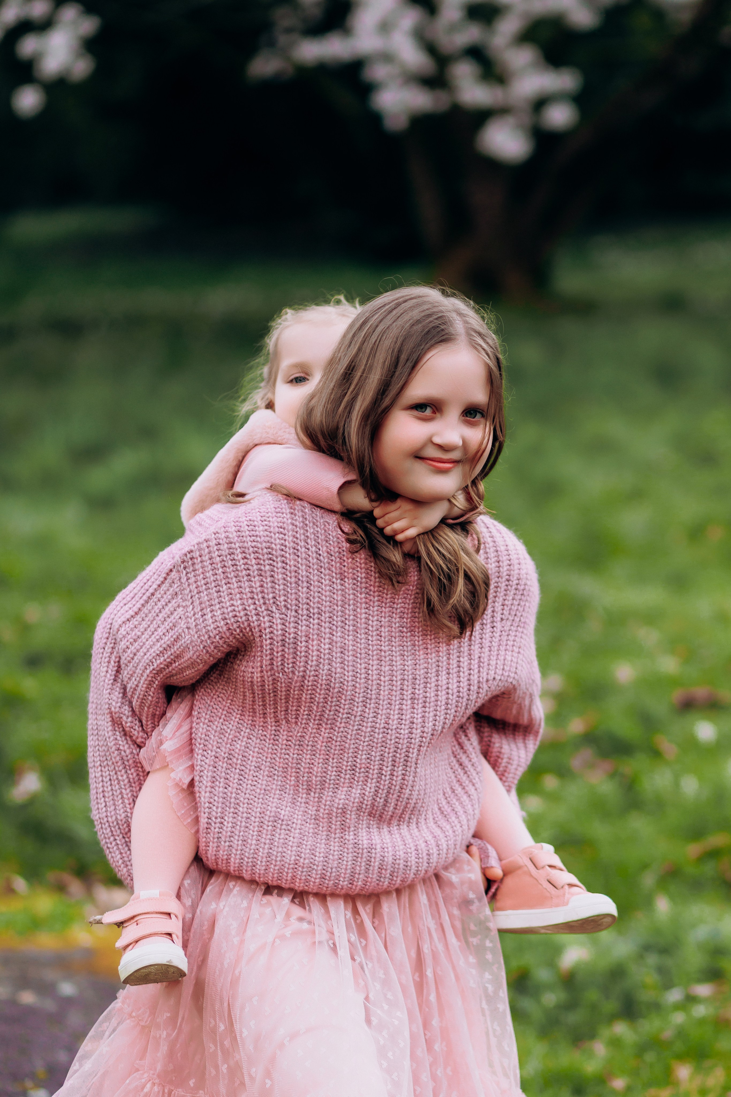 Tatiana, Alisa, Daria. Wedding and Family Photograph