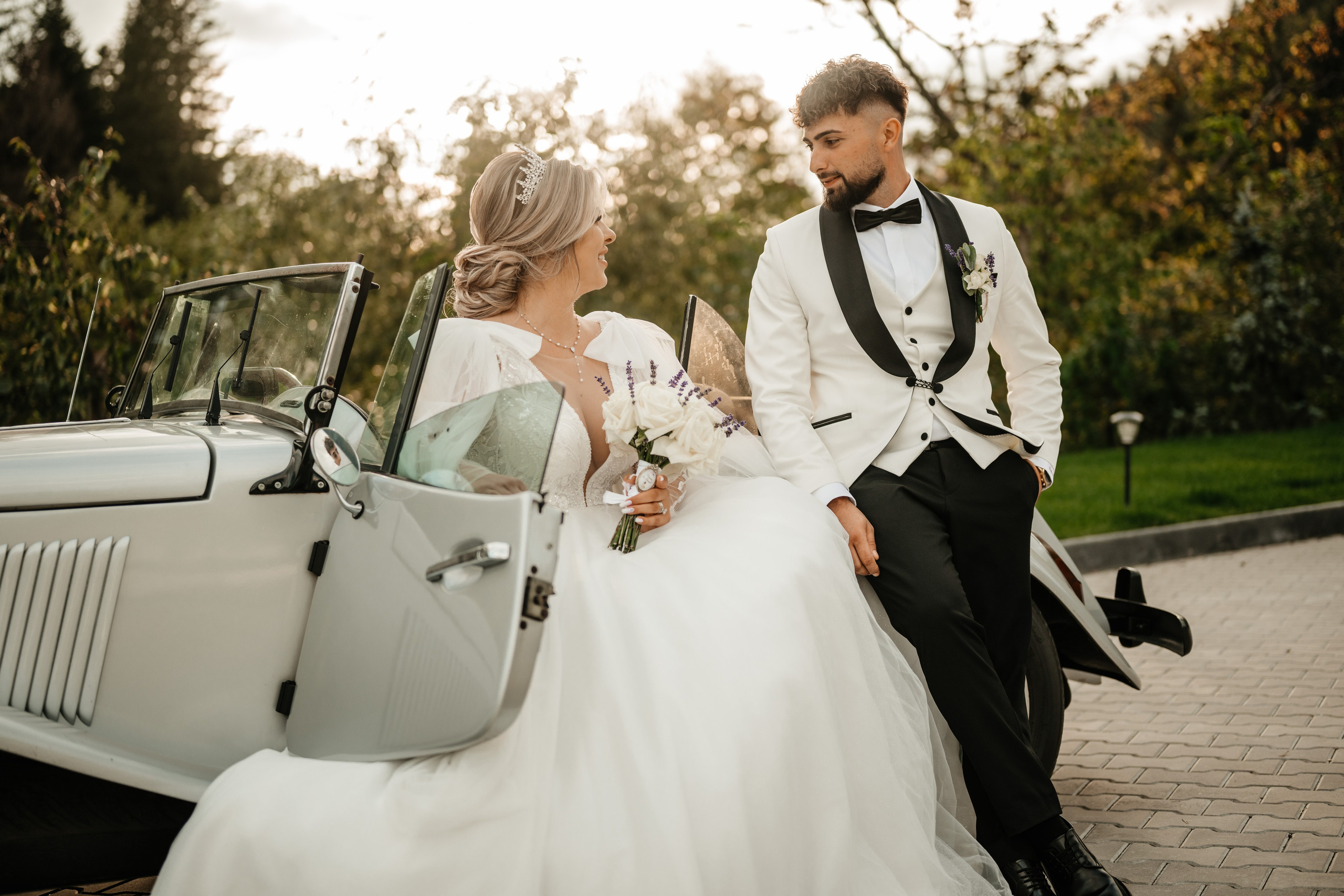 🤎 D a i a n a & D a n i e l - Wedding Day Preview. Wedding & Family Photographer