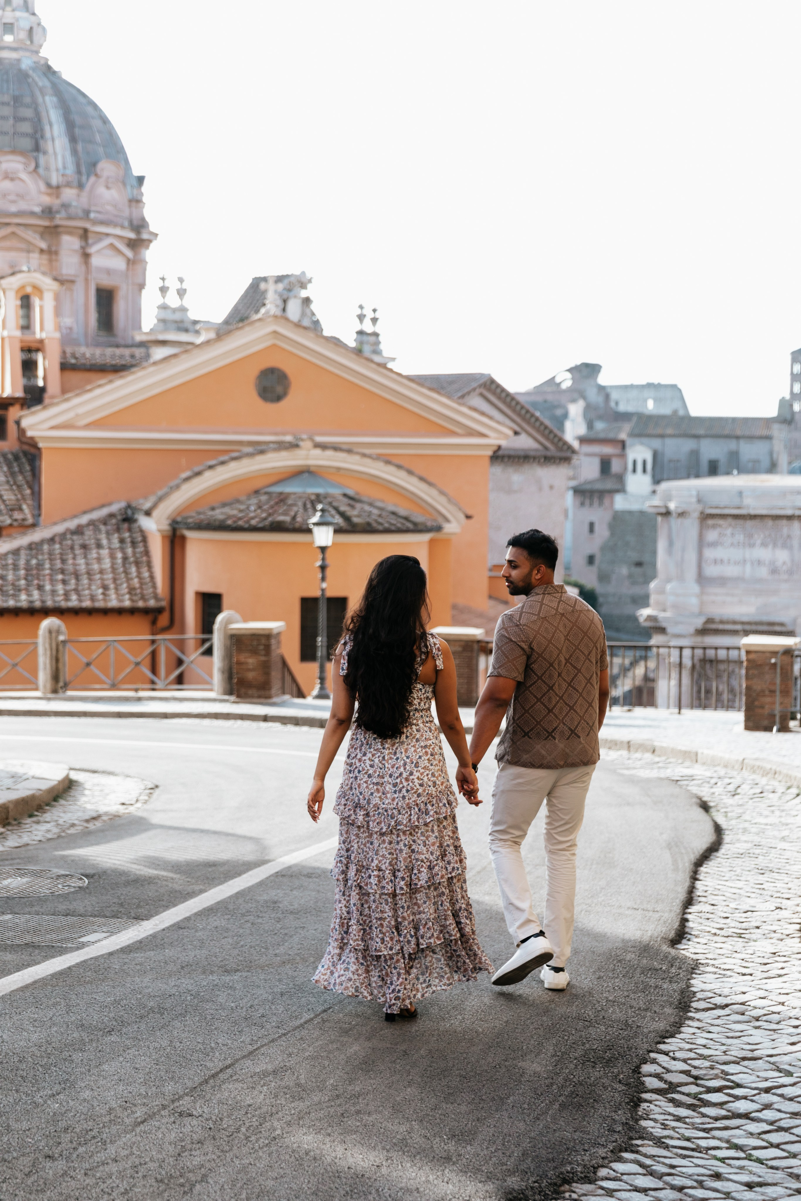 Couple photoshoot in Rome. Photographer in Rome