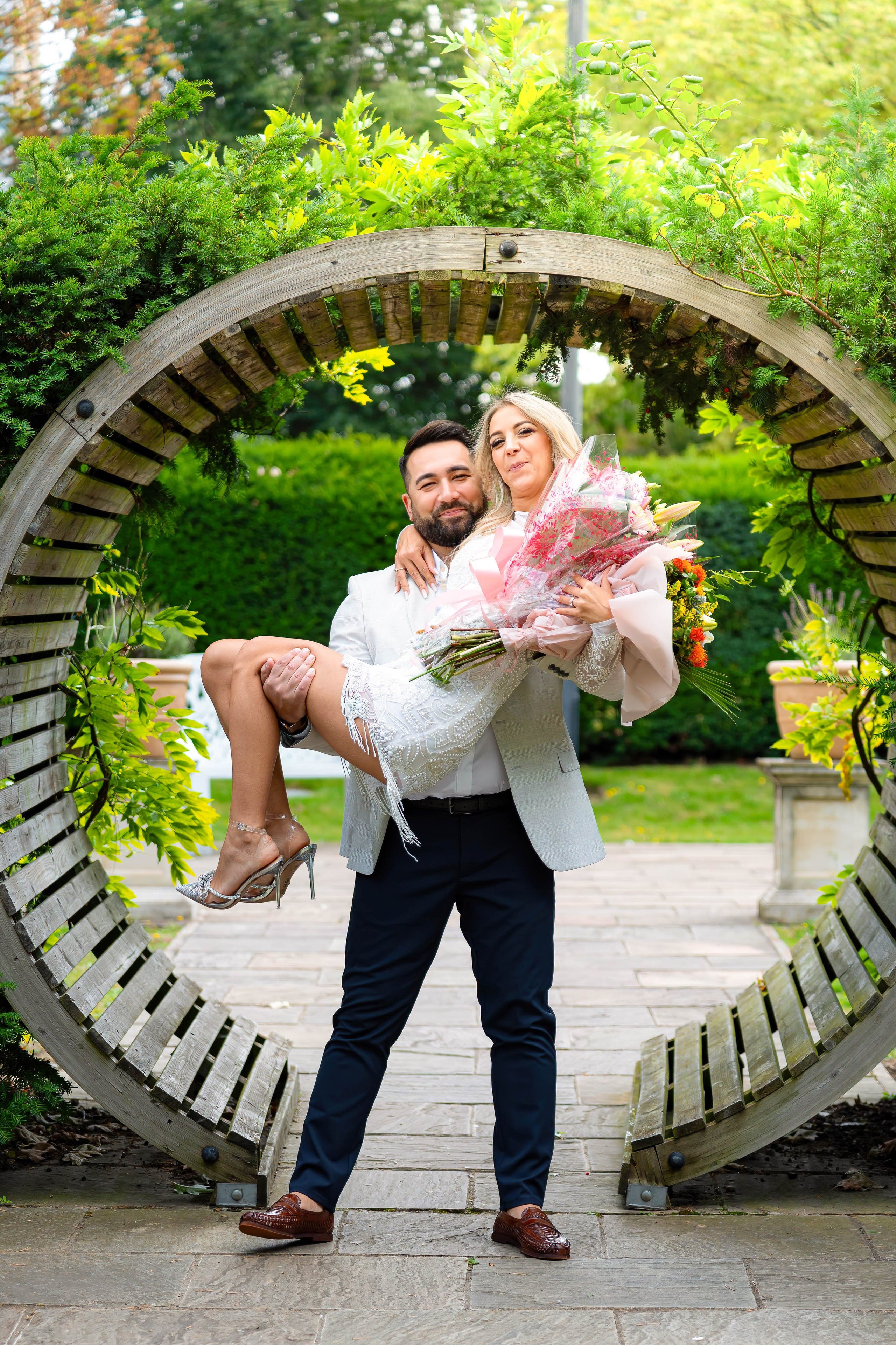 Weddings/Engagements