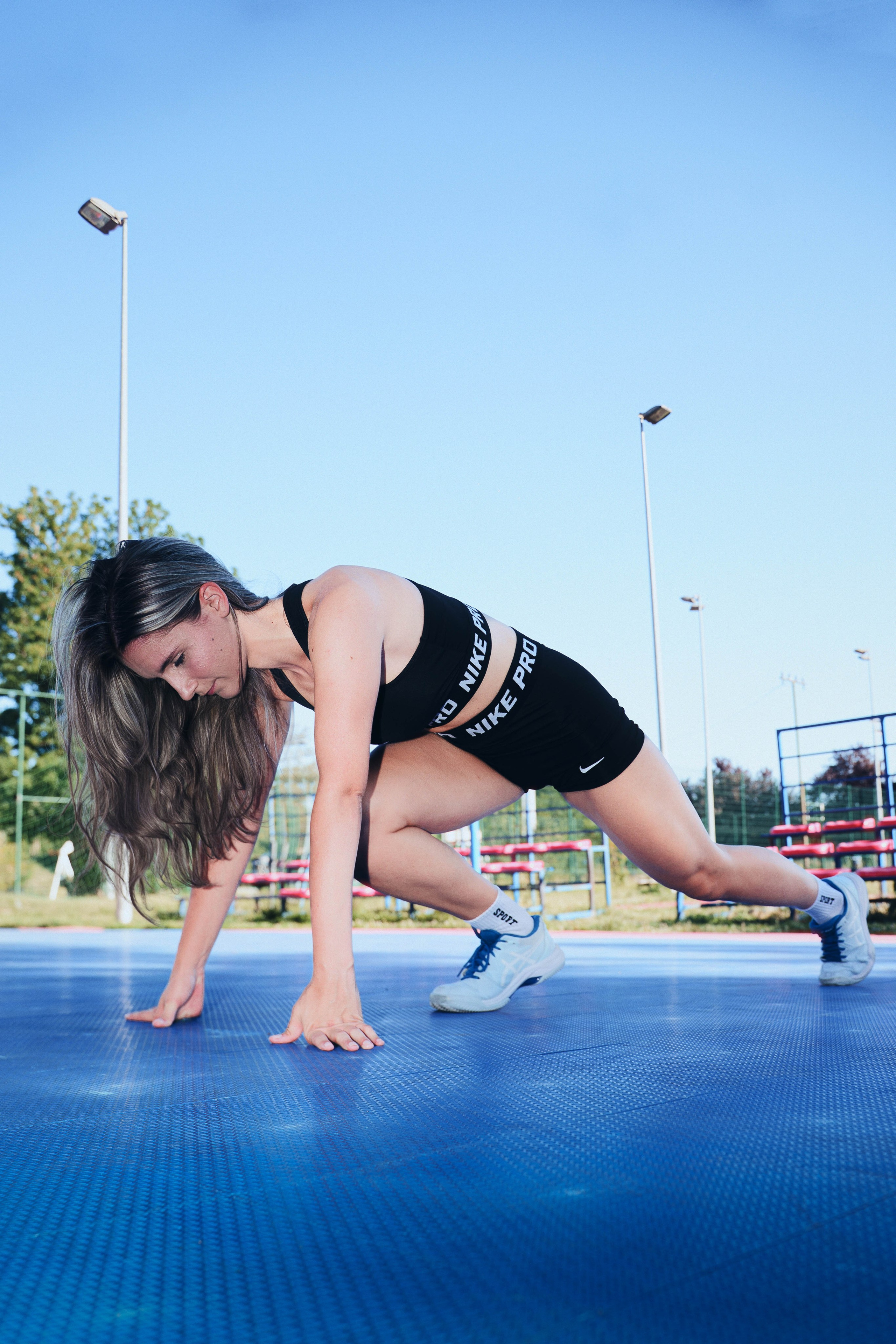 Nike pro. Žukov Studio