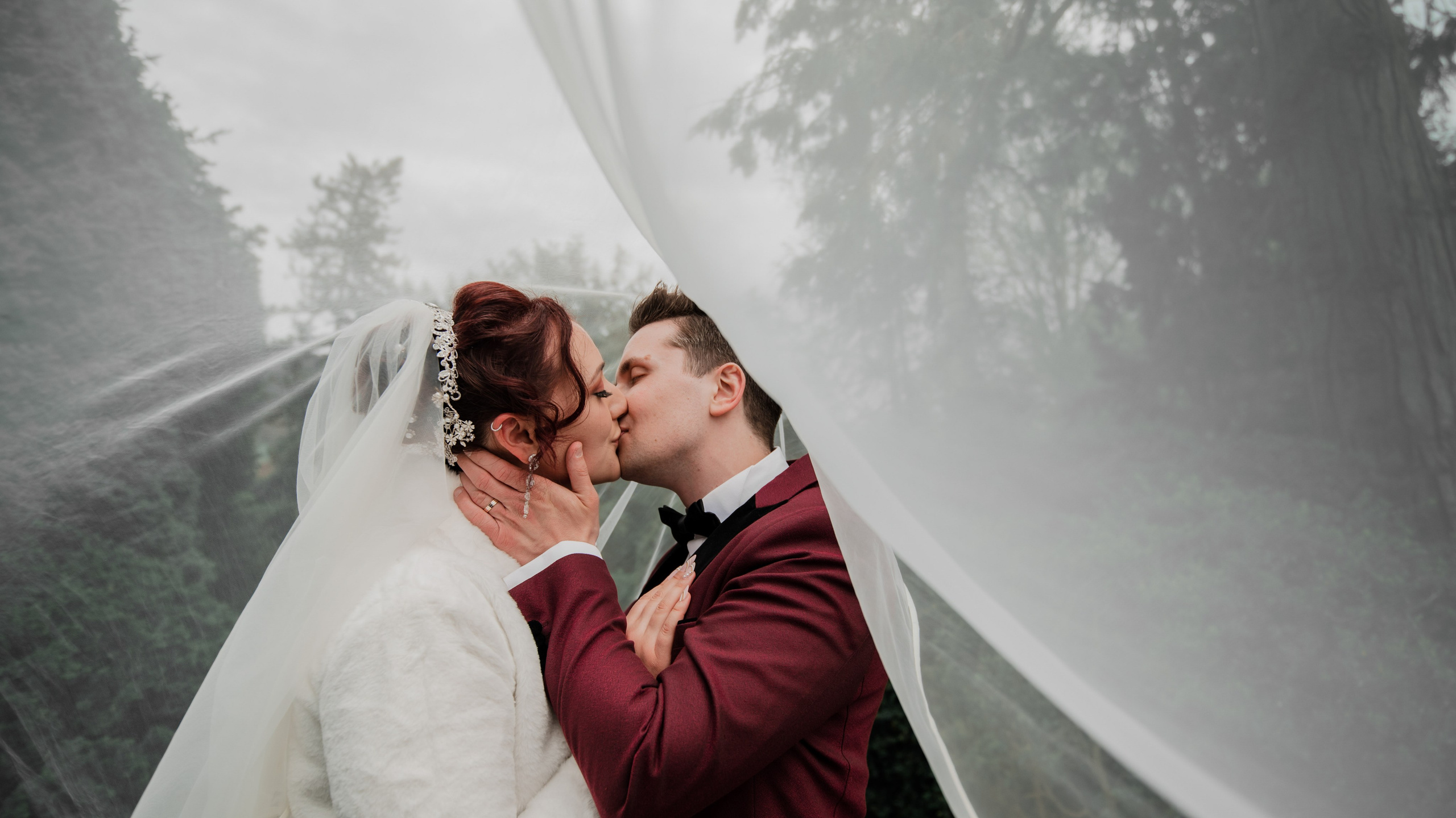 Hochzeit in Bern – Ella & Adrian. Authentische, emotionale, zeitlose Hochzeitsfotografie aus Albstadt