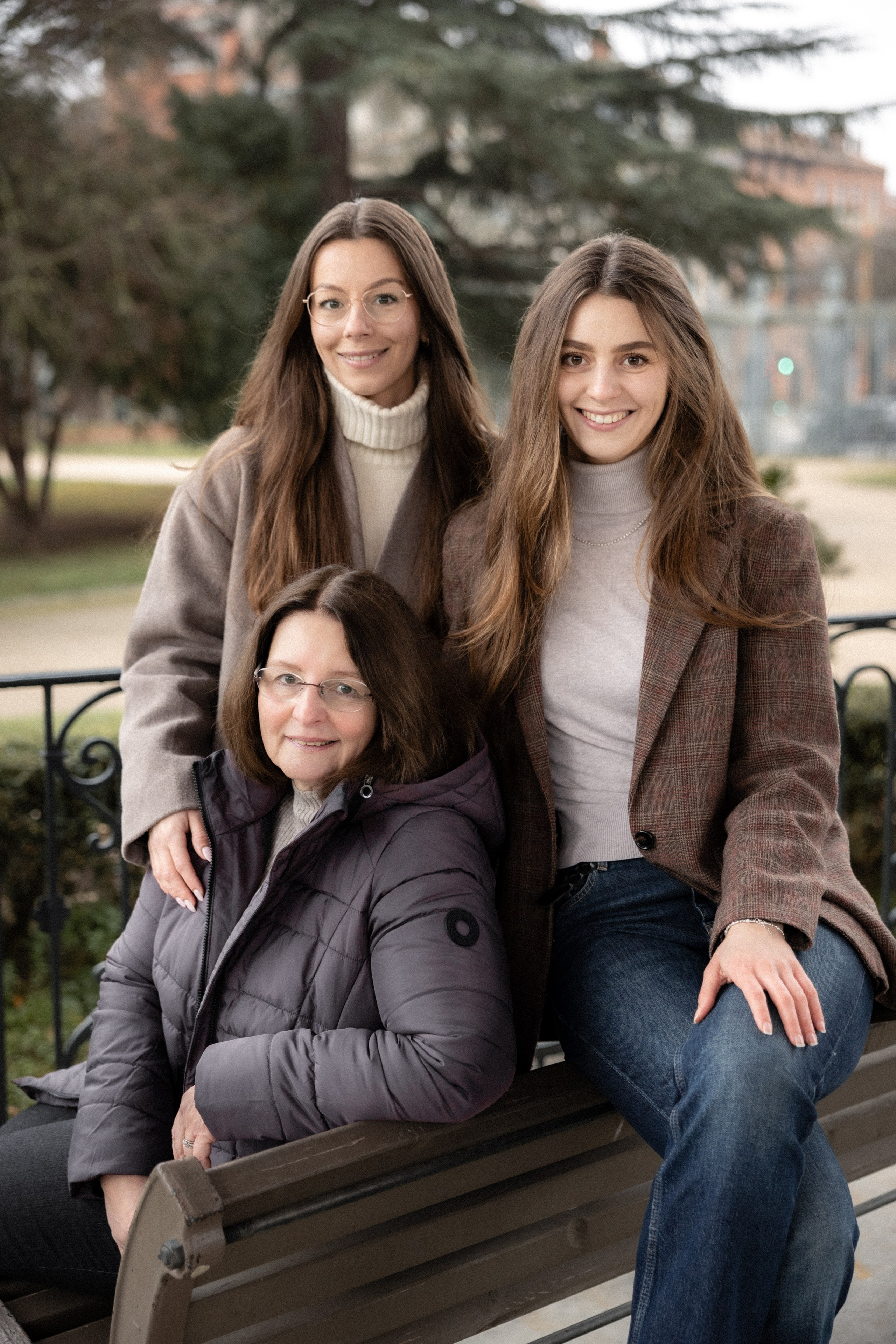 Семейная фотосессия со взрослыми детьми в Тулузе, Jardin des Plantes. Евгения Смирнова — фотограф в Тулузе и юго-западной Франции