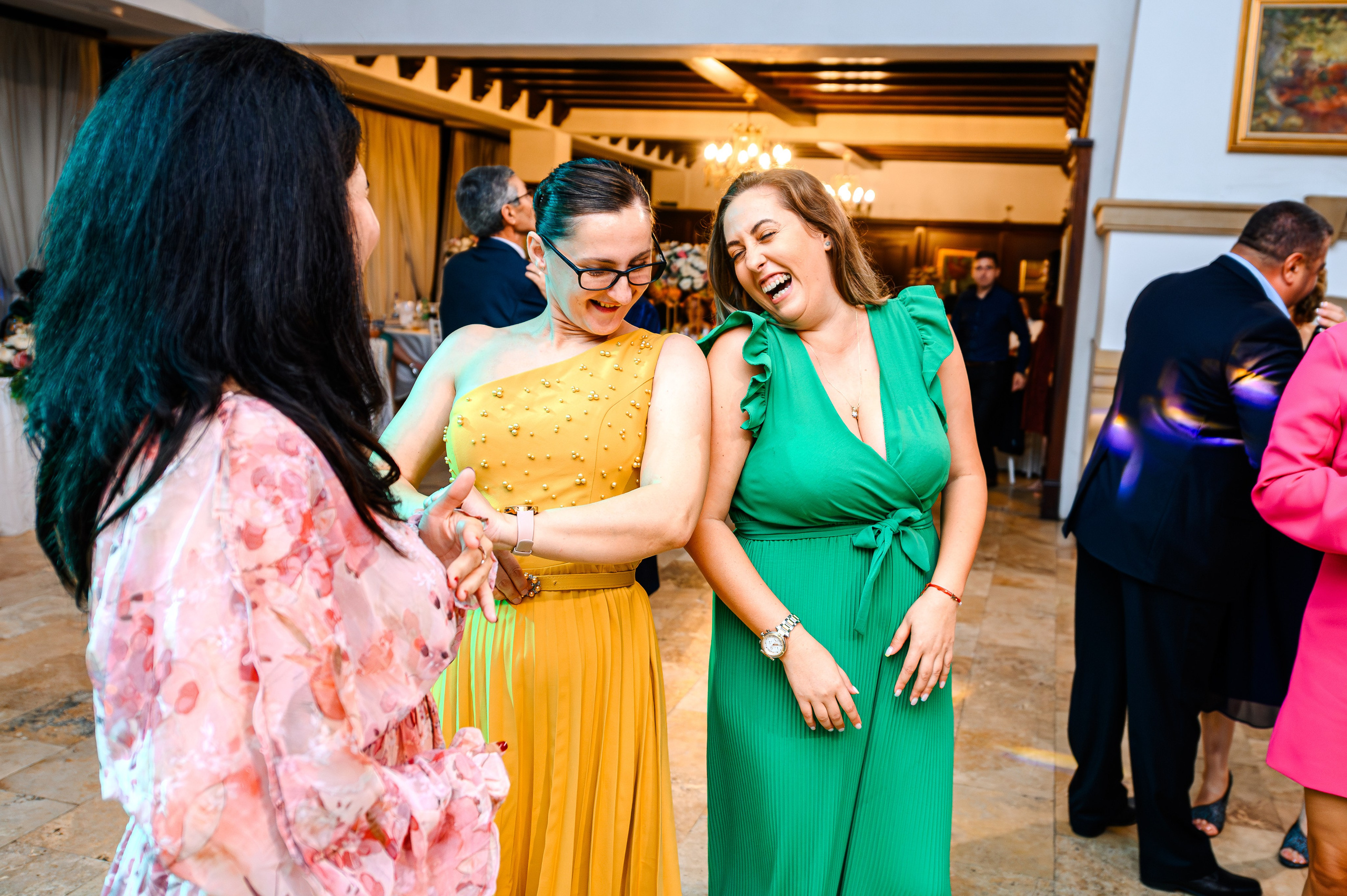 Teodora & Mihai. Mugurel Olteanu Fotograf