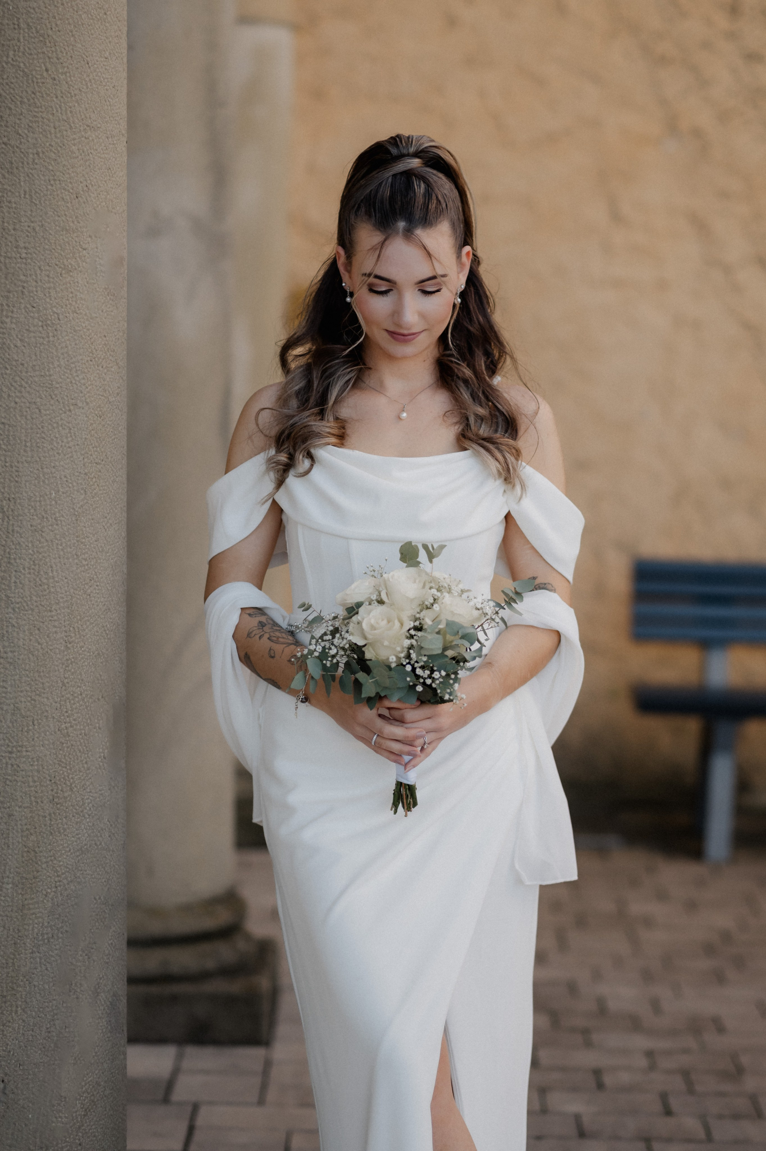 CIVIL WEDDING IN STADTSCHLOSS IN HERRIEDEN. Photographer in Nuremberg Irina Mehnert from Ansbach