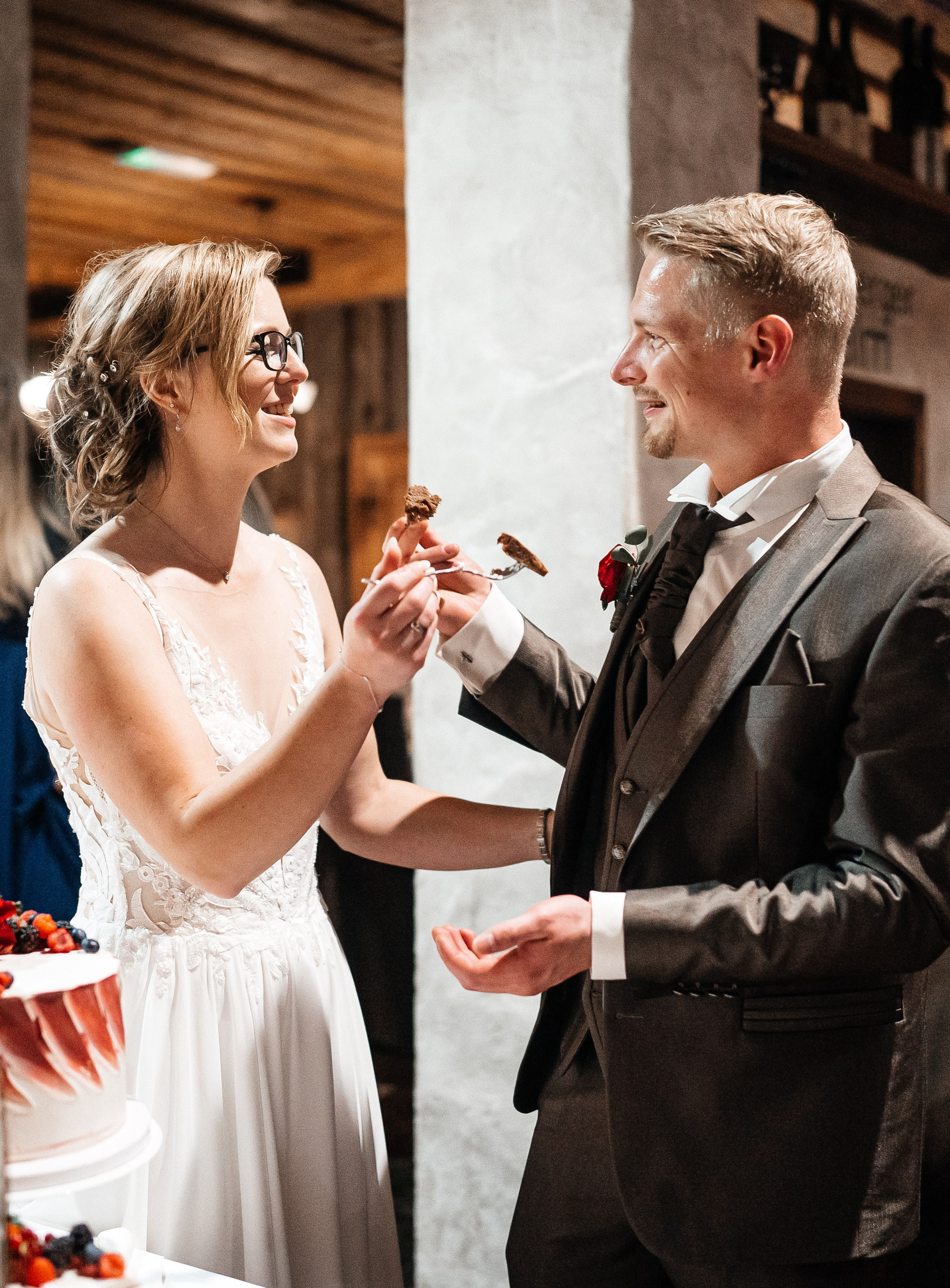 Christina und Fabio. Hallo, ich bin Nadya - Fotografin aus Linz, Oberösterreich