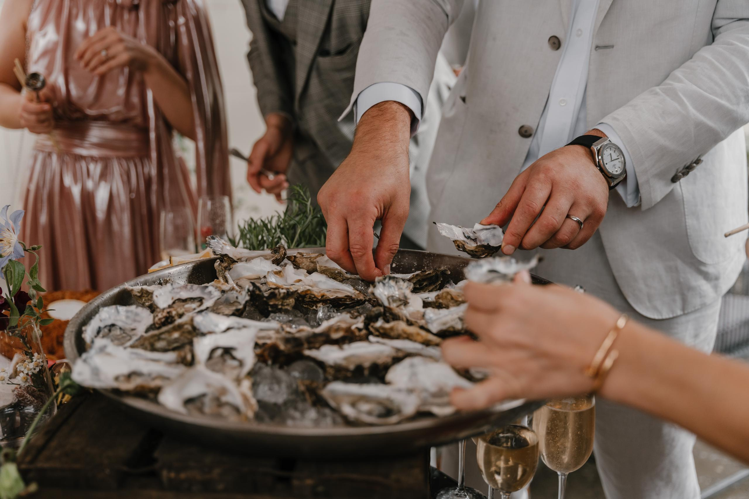 Intimate wedding day at Hertfordshire. London Wedding Photographer|Natasha Ferreira