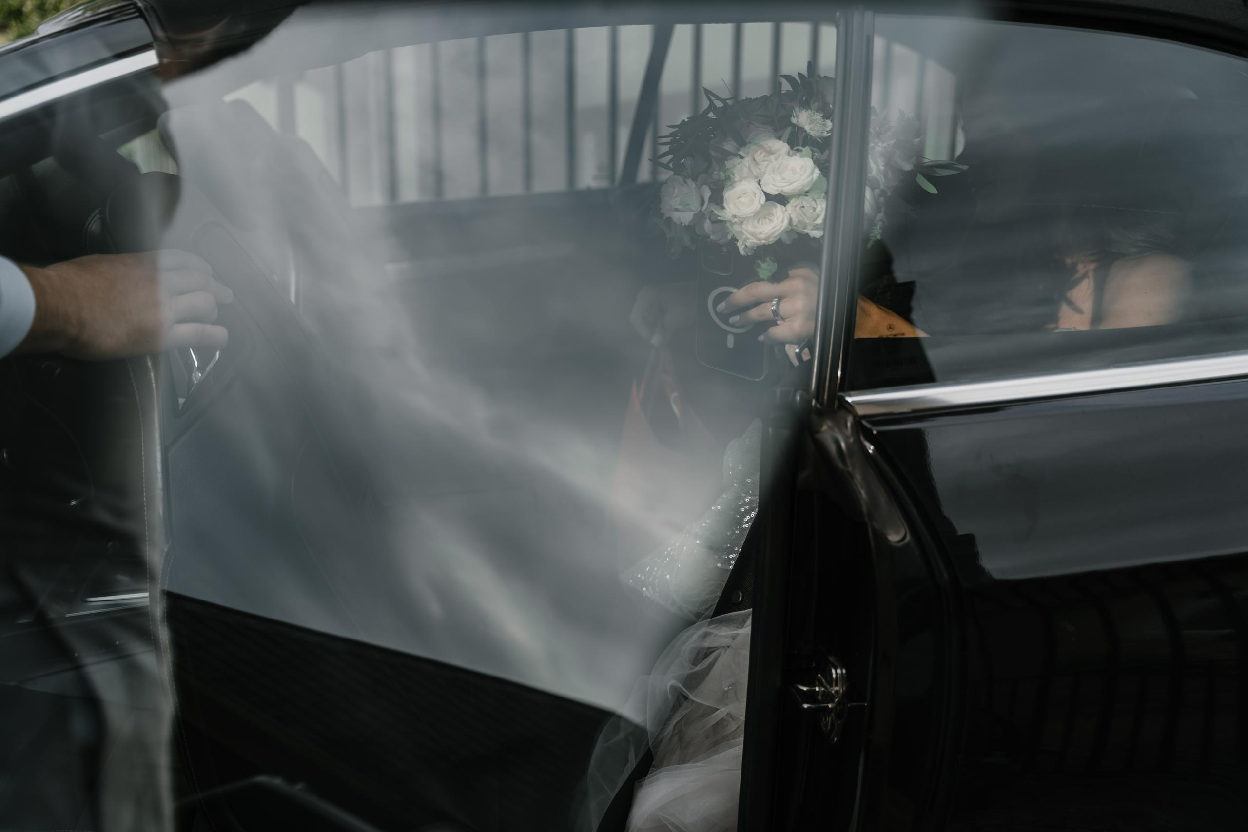 Intimate wedding day at Hertfordshire. London Wedding Photographer|Natasha Ferreira