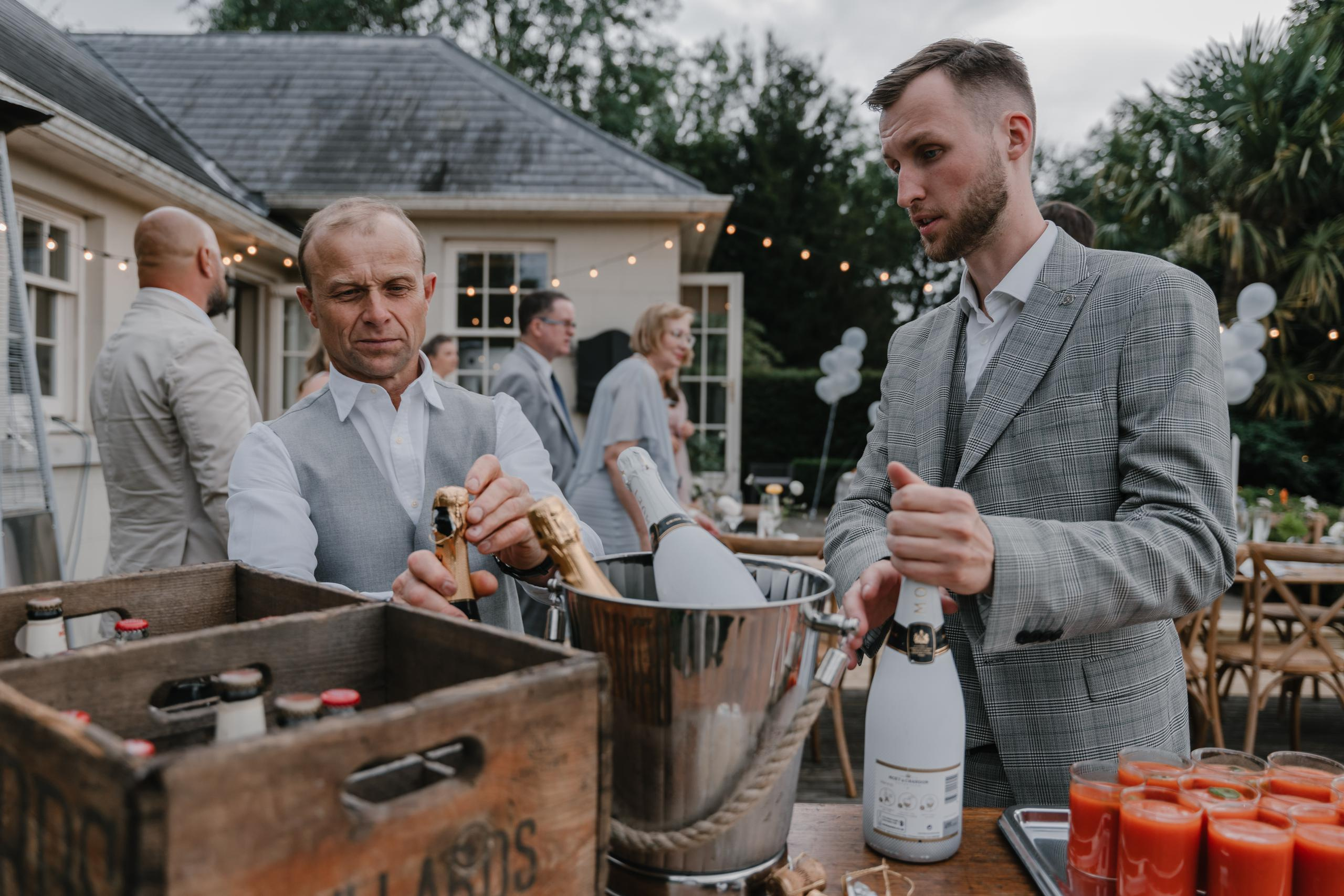 Intimate wedding day at Hertfordshire. London Wedding Photographer|Natasha Ferreira