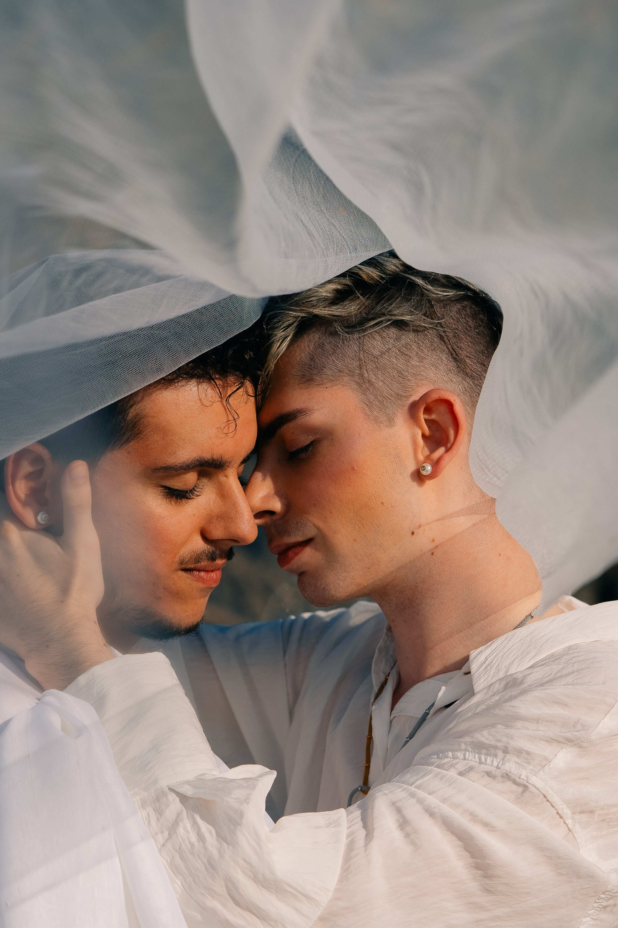White Ocean Wedding. Maria Sher. Professional photographer from Porto, Portugal