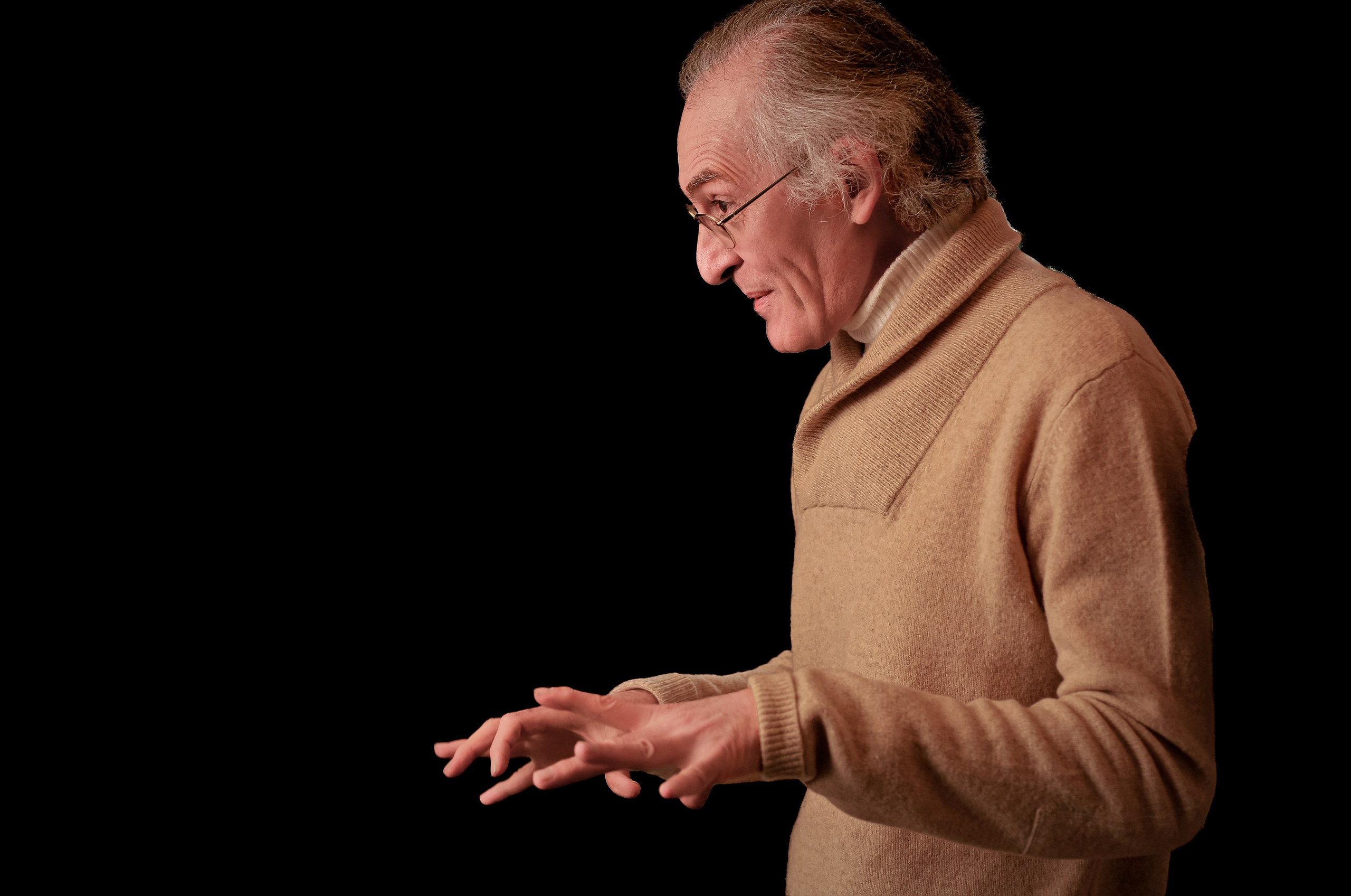 Aleksander Pustovit. Portret photographer in Switzerland Artur Magpie