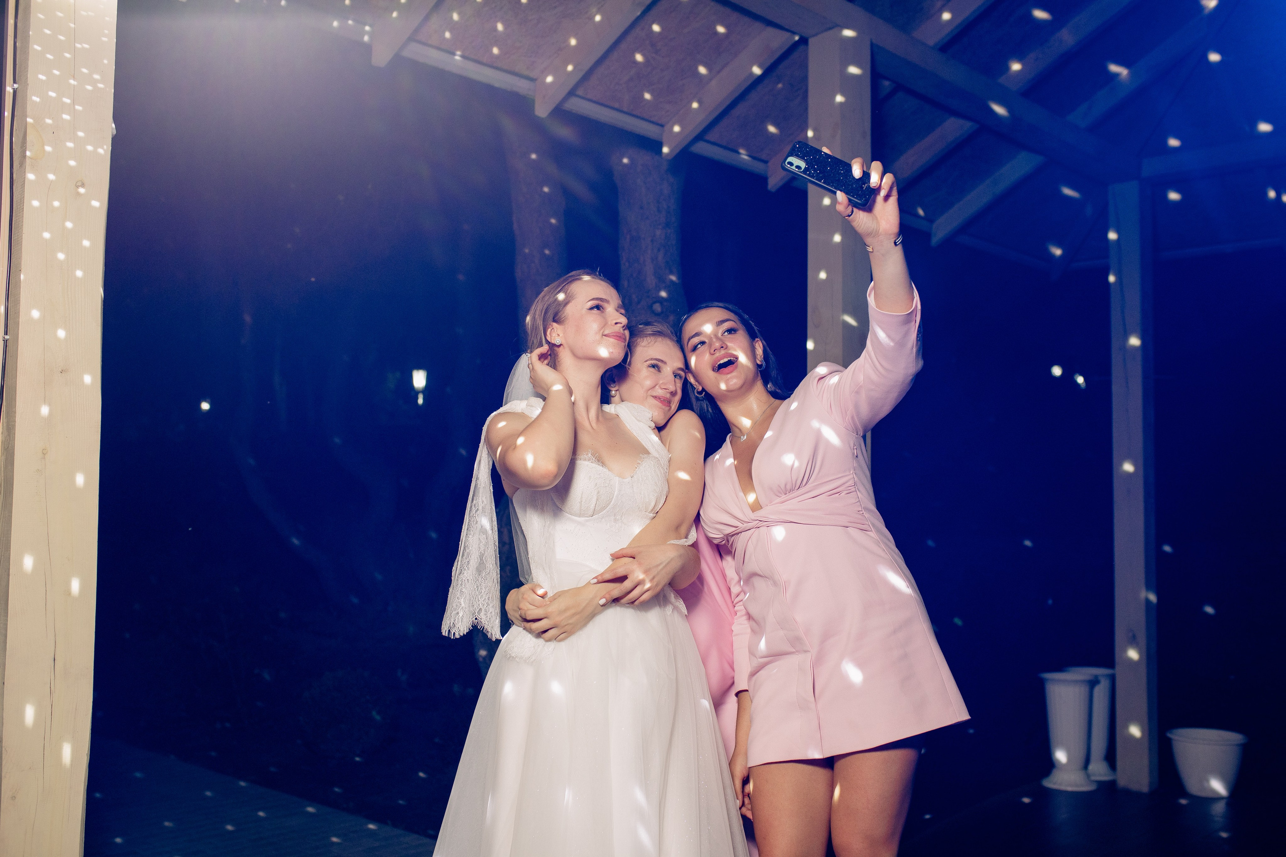 Reportage Wedding. Wedding photographer and videographer Europe