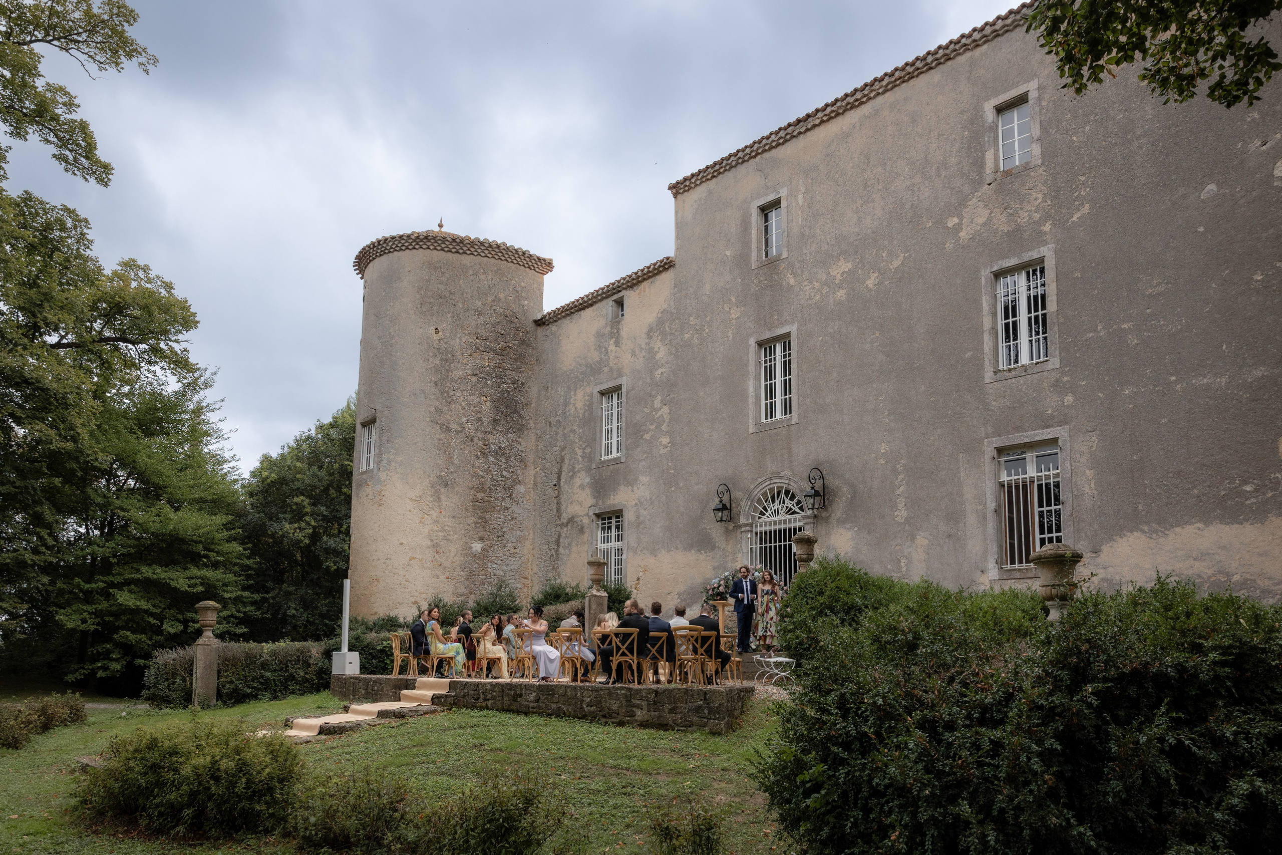 Liliana & Michel — an intimate musical wedding at Château La Commanderie, Plaigne. Евгения Смирнова — фотограф в Тулузе и юго-западной Франции