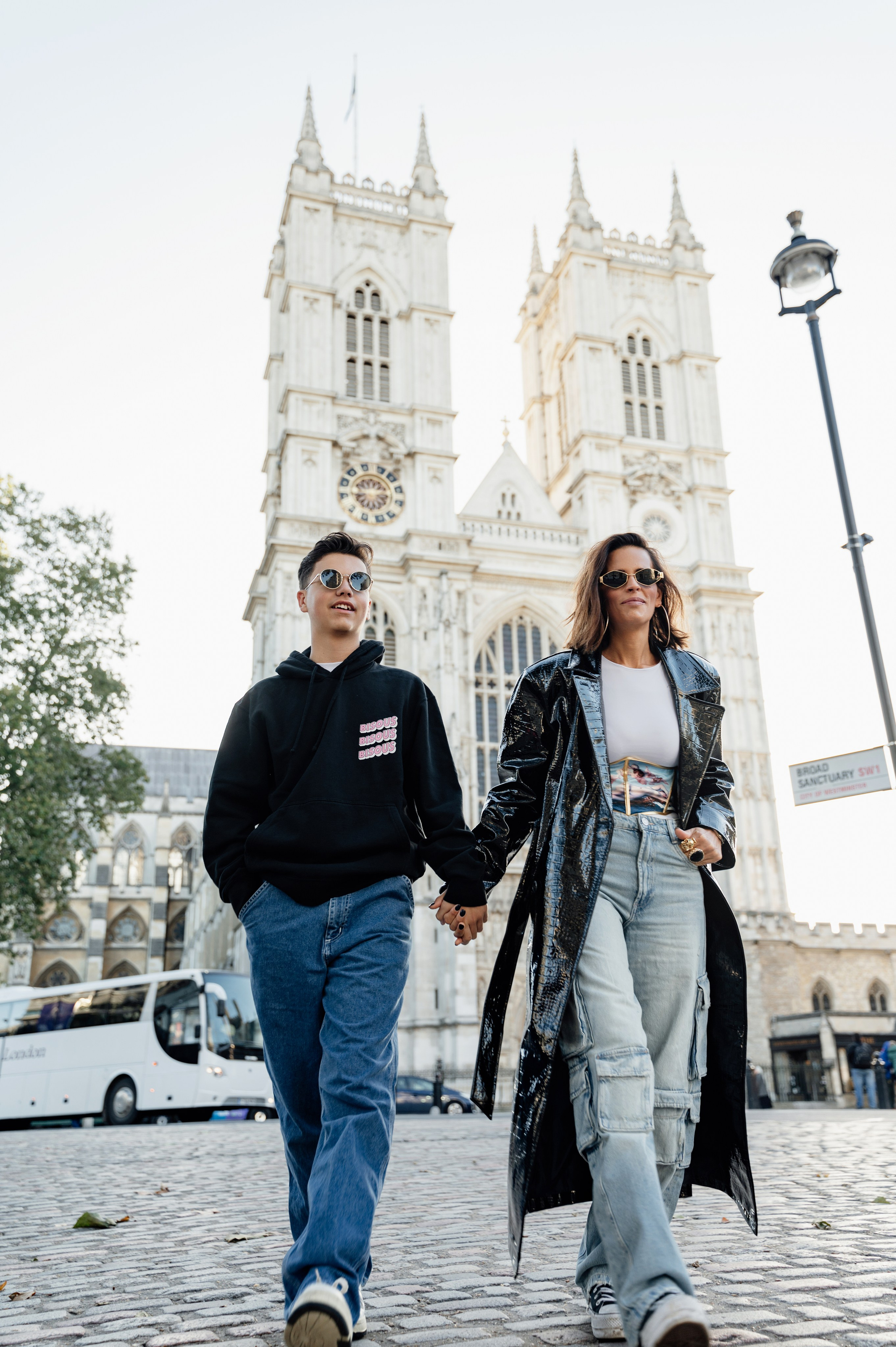 Tower Bridge+Westminster Carmela with son. FAMILY AND WEDDING PHOTOGRAPHER IN LONDON MARINA RIVA