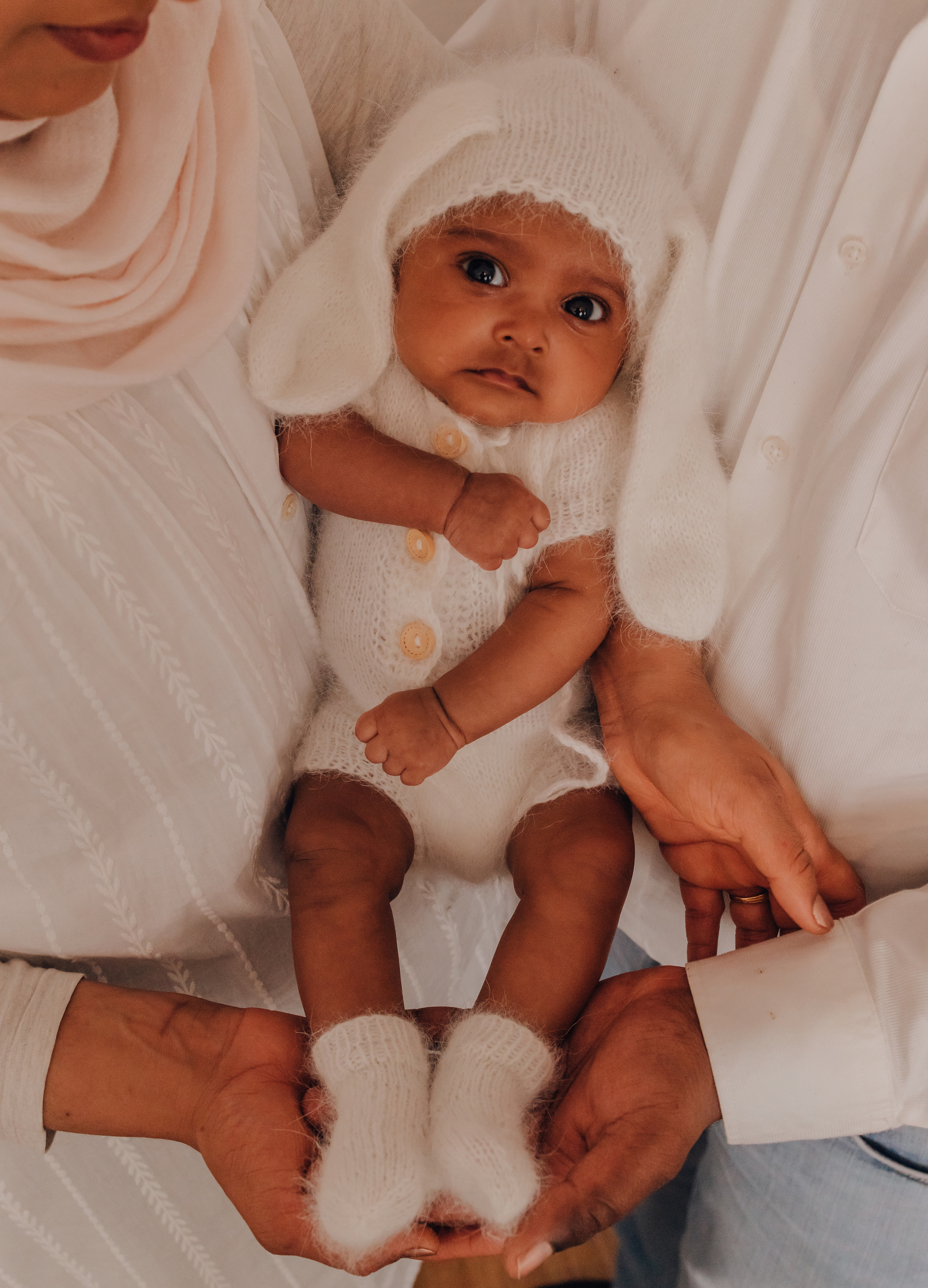 Zwillingsschwestern. Hochzeitsfotograf München Taufe Familienfotograf Tanja Mauke