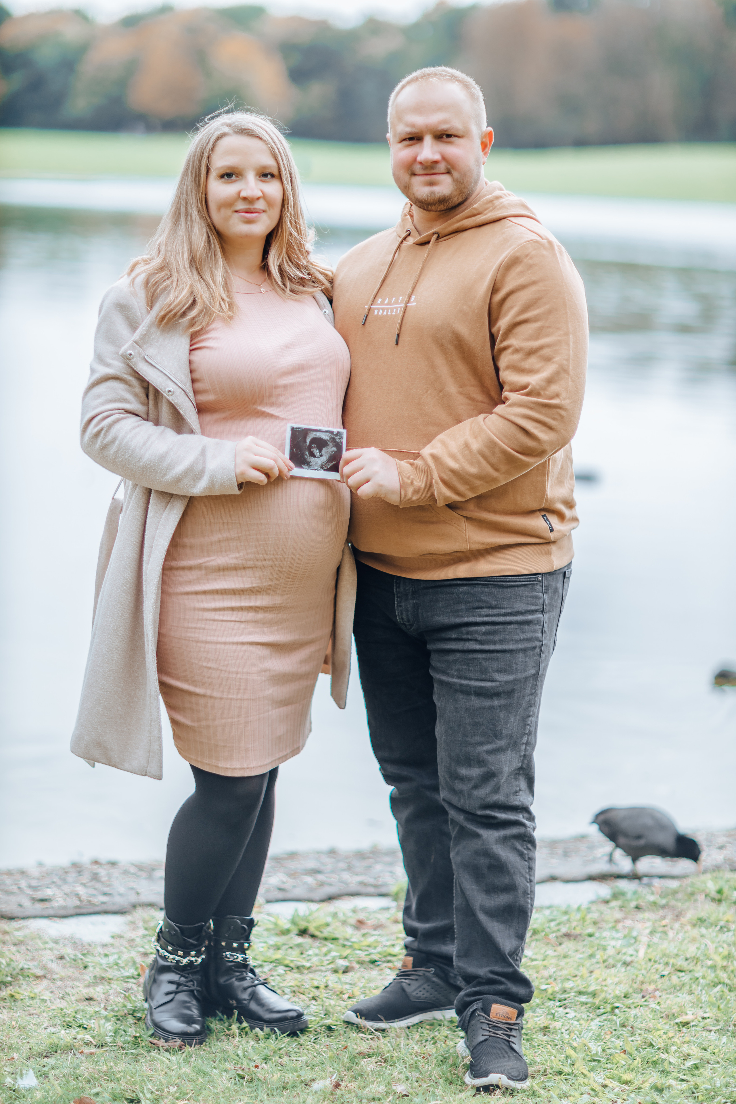 Ostpark Babybauch. Hochzeitsfotograf München Taufe Familienfotograf Tanja Mauke