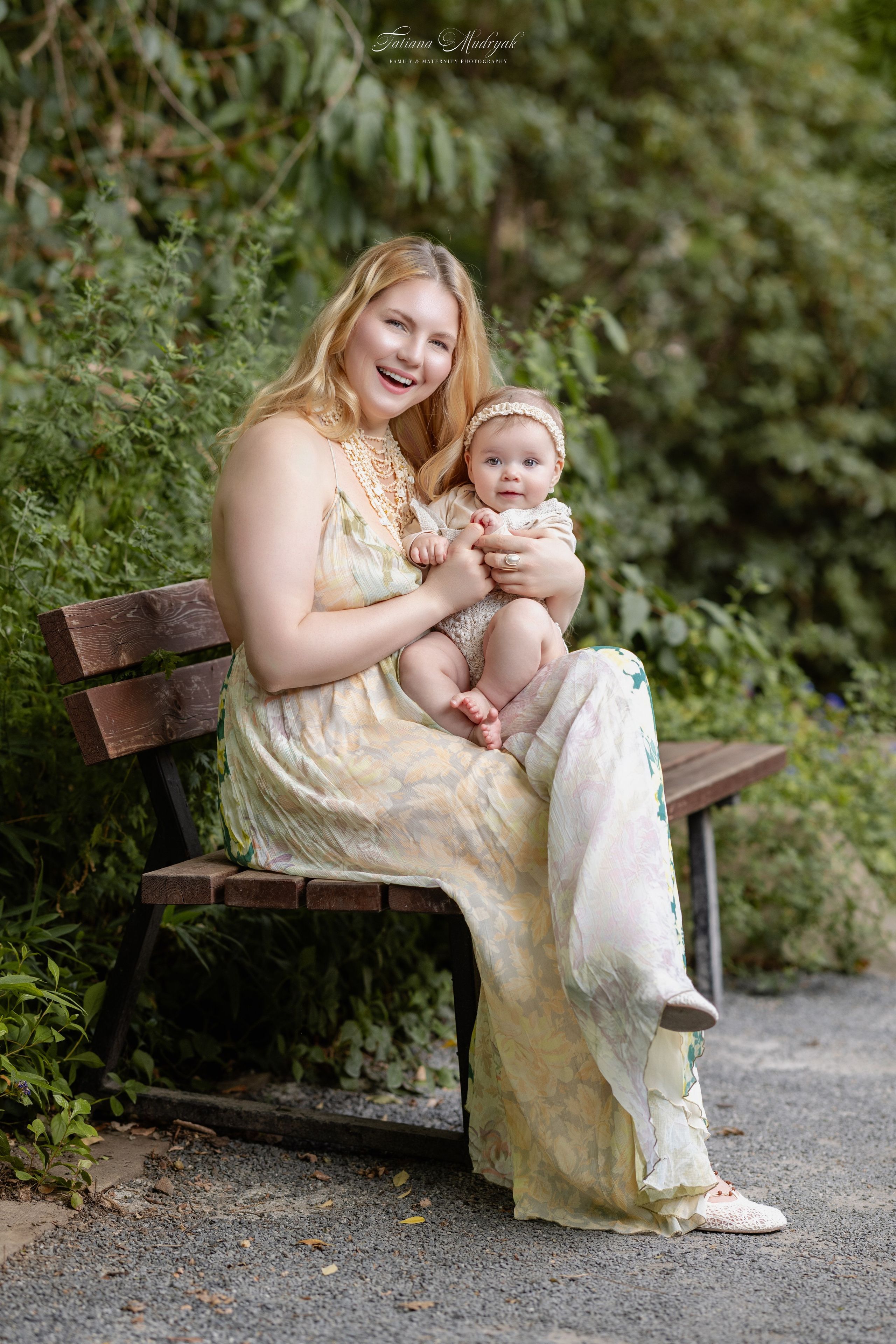 Natural Newborn Photography. Family & Maternity Photographer in Dresden Tatiana Mudryak