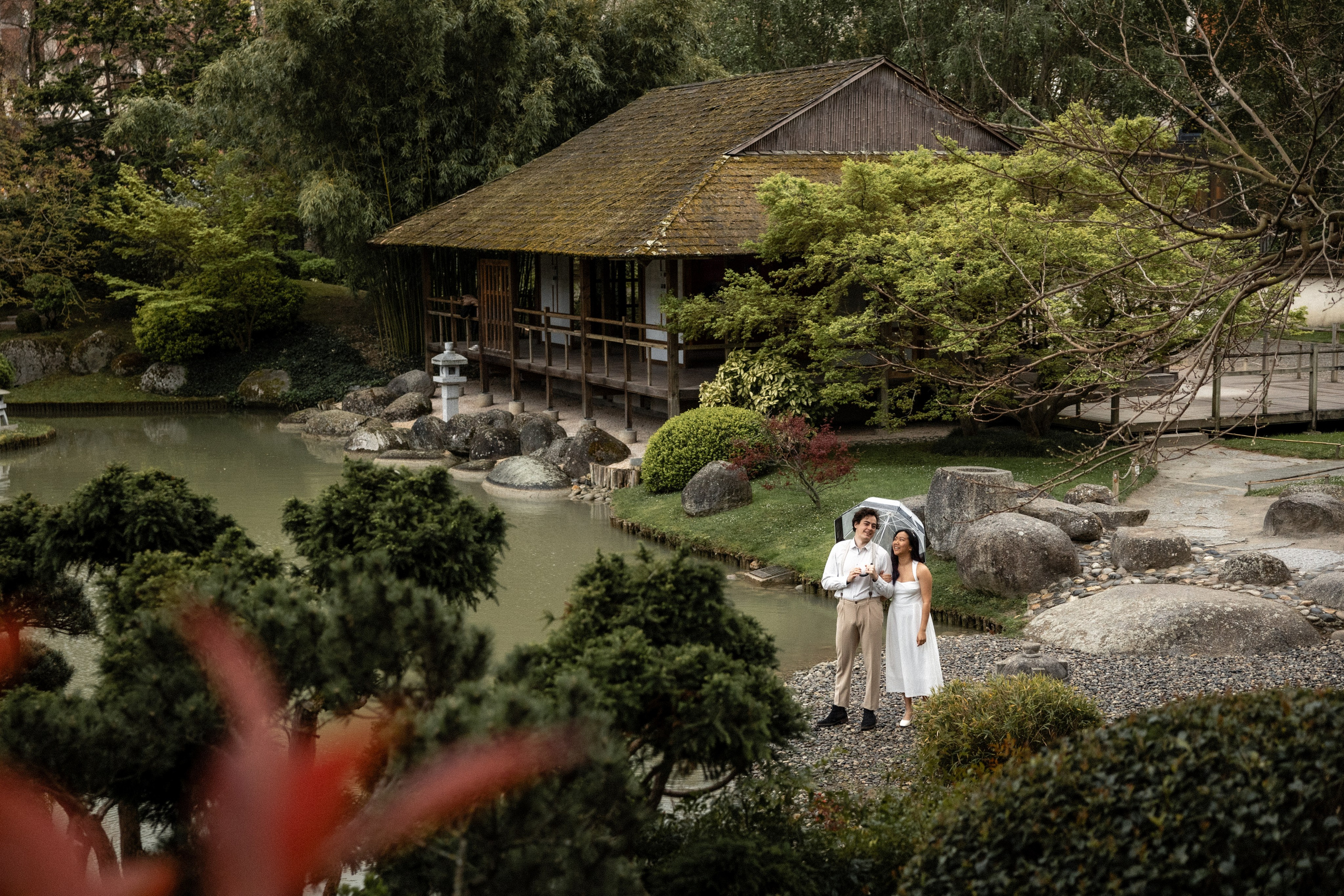 Photoshoot in the blooming Japanese Garden of Toulouse. Eugénie Smirnova — Photographe à Toulouse et dans le Sud-Ouest