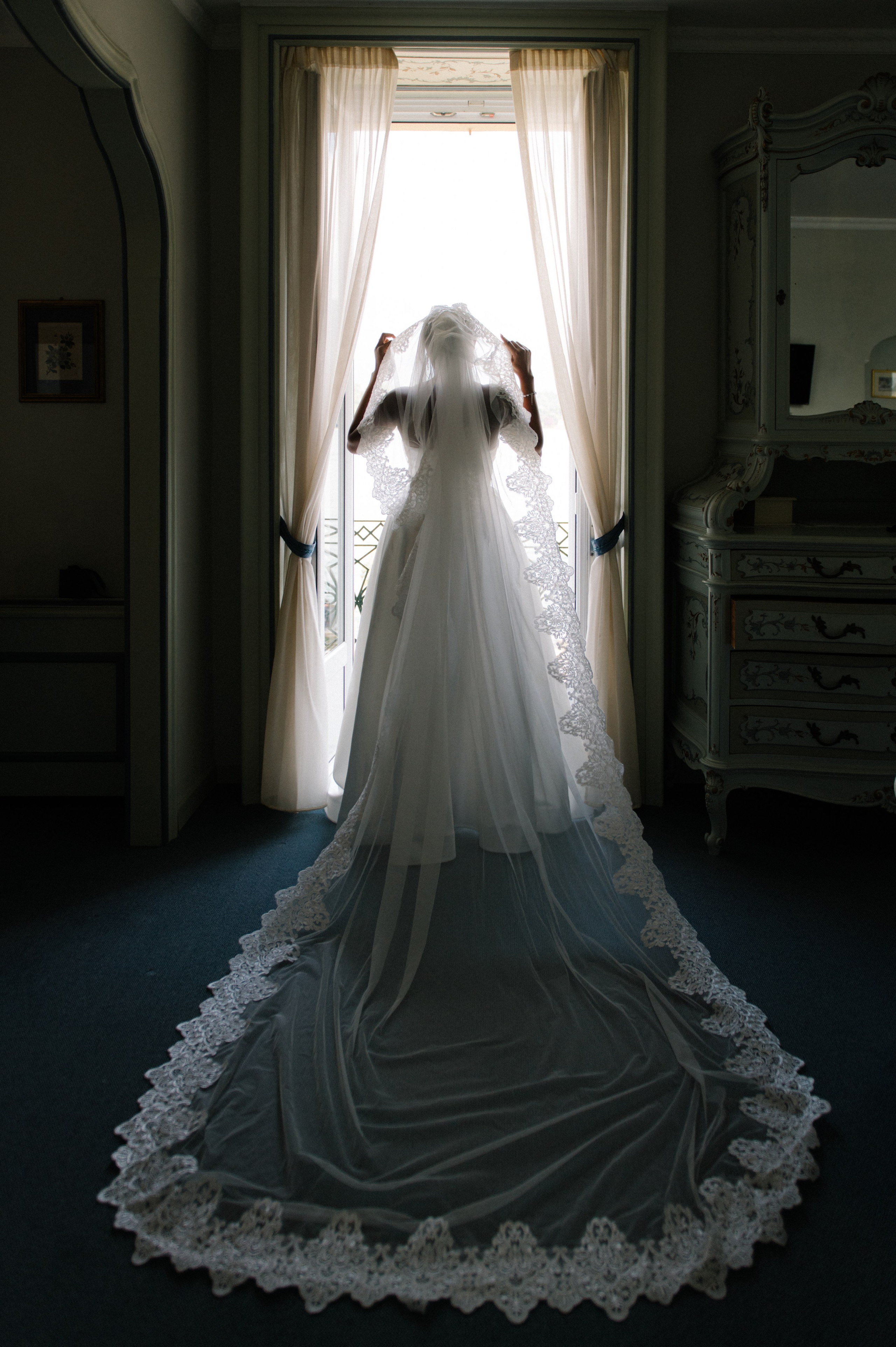 Lake Como. Lake Como Photographer — Proposal | Wedding | Elopement