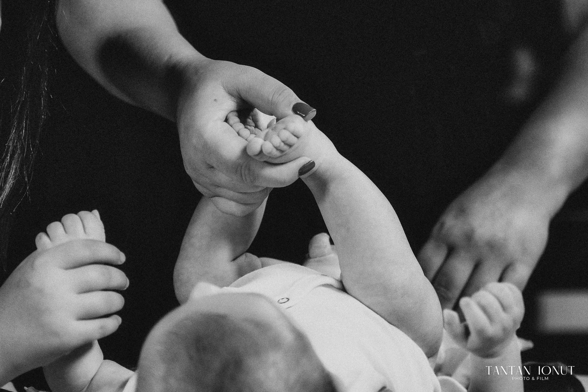 Amintiri de Neuitat la Botez - Ionut Tantan Foto & Film. TANTAN IONUT FOTO & FILM