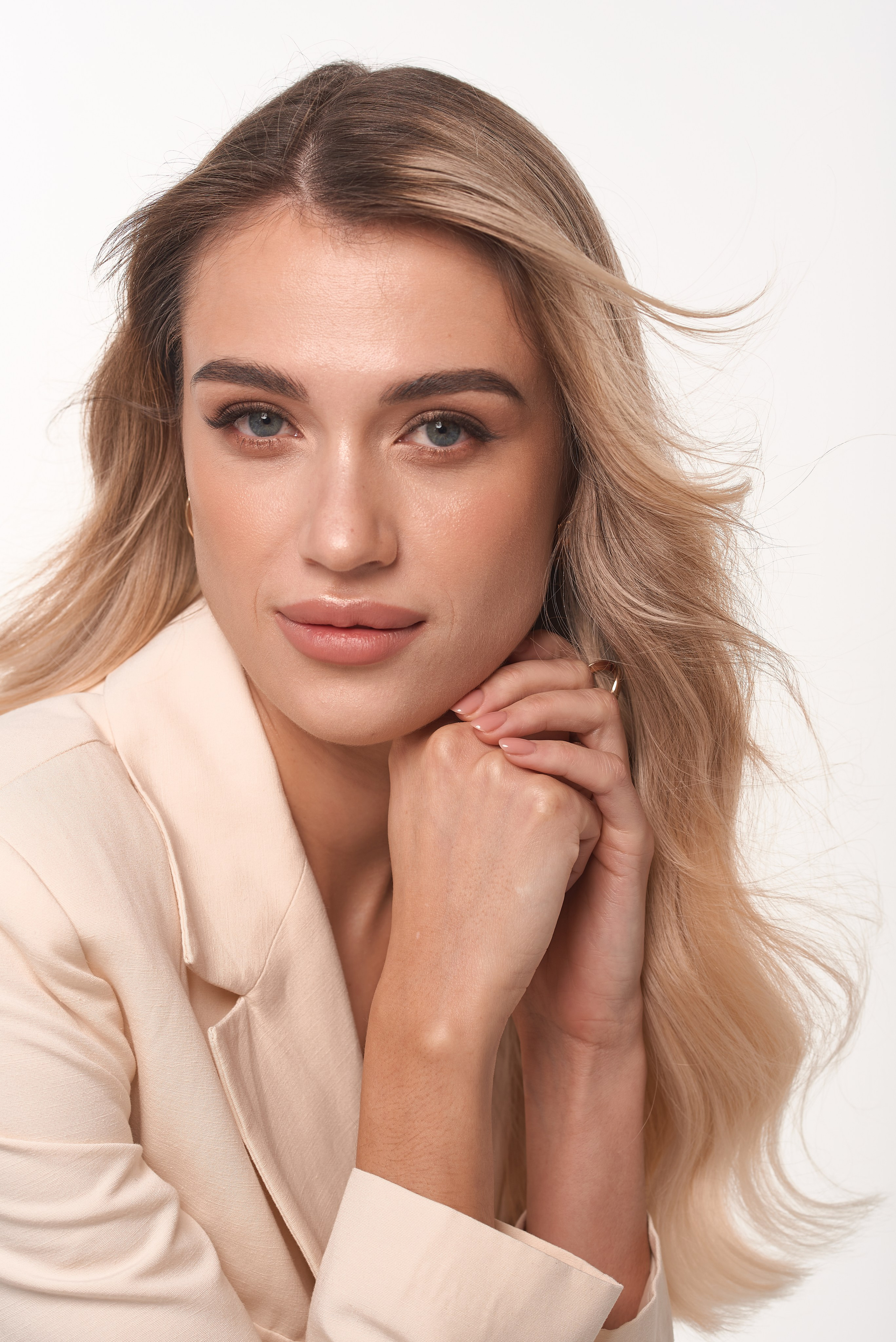 Professional Photo Retouching Services | Natural & Artistic Image Editing. Portrait & Fashion Photographer | Сannes, Paris, Monaco, Dubai, Kyiv — - Alisa Postnykova