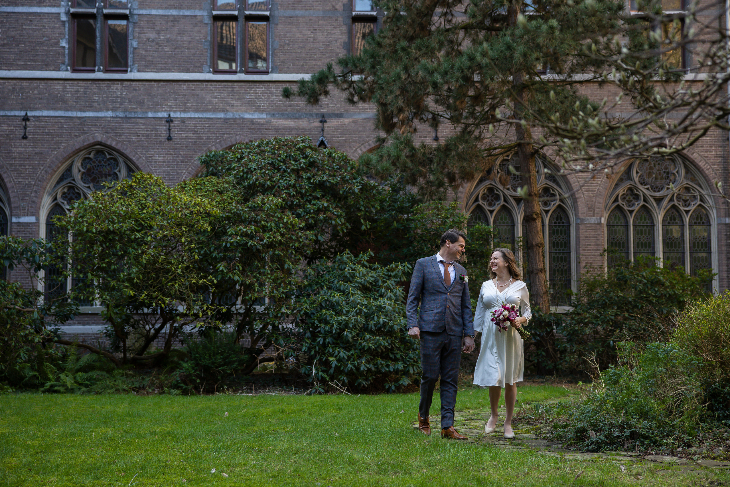 Trouwfotograaf Zwolle – Professionele Bruiloftsfoto’s. Familie en huwelijksfotograaf in Zwolle Overijssel