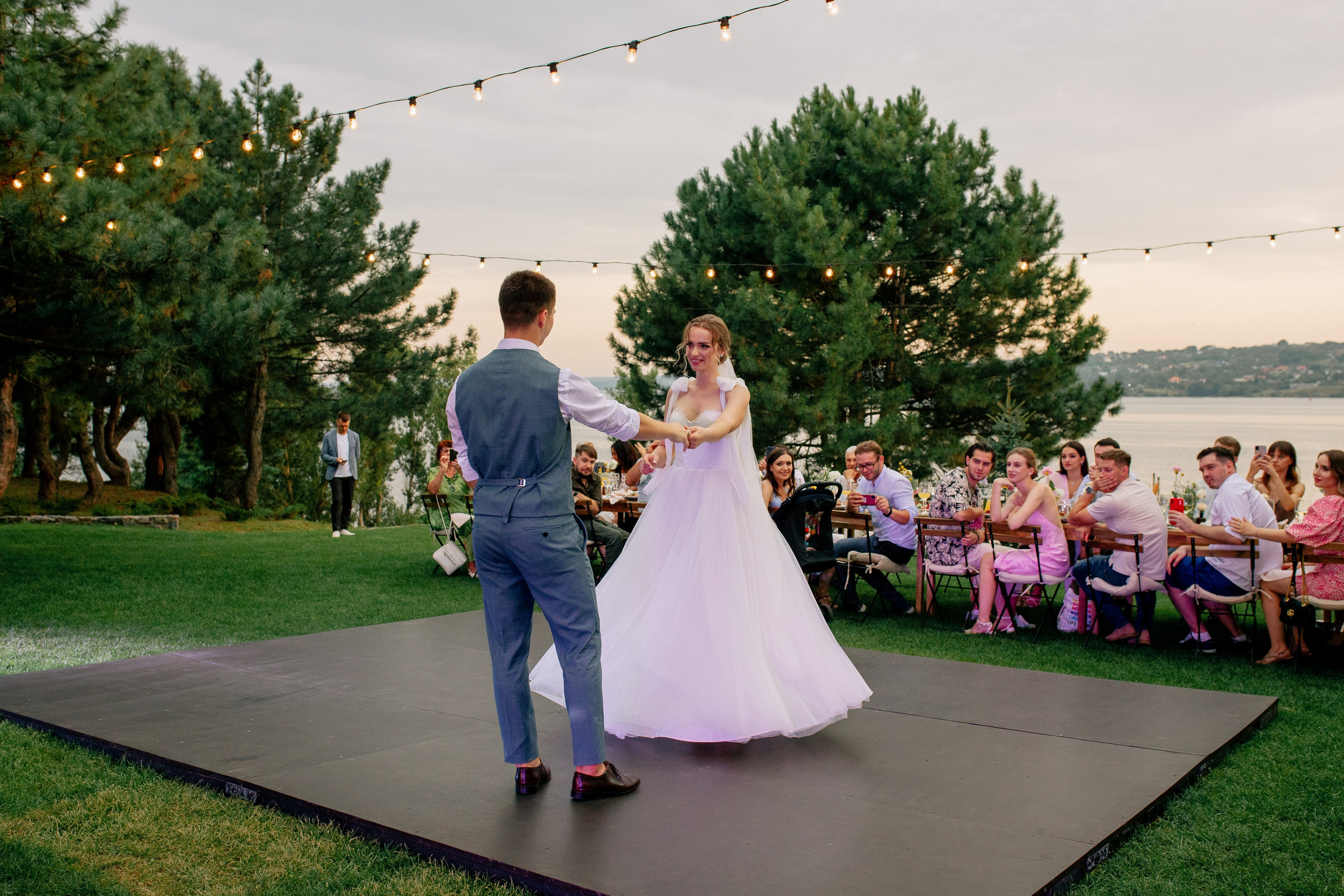 Reportage Wedding. Wedding photographer and videographer Europe