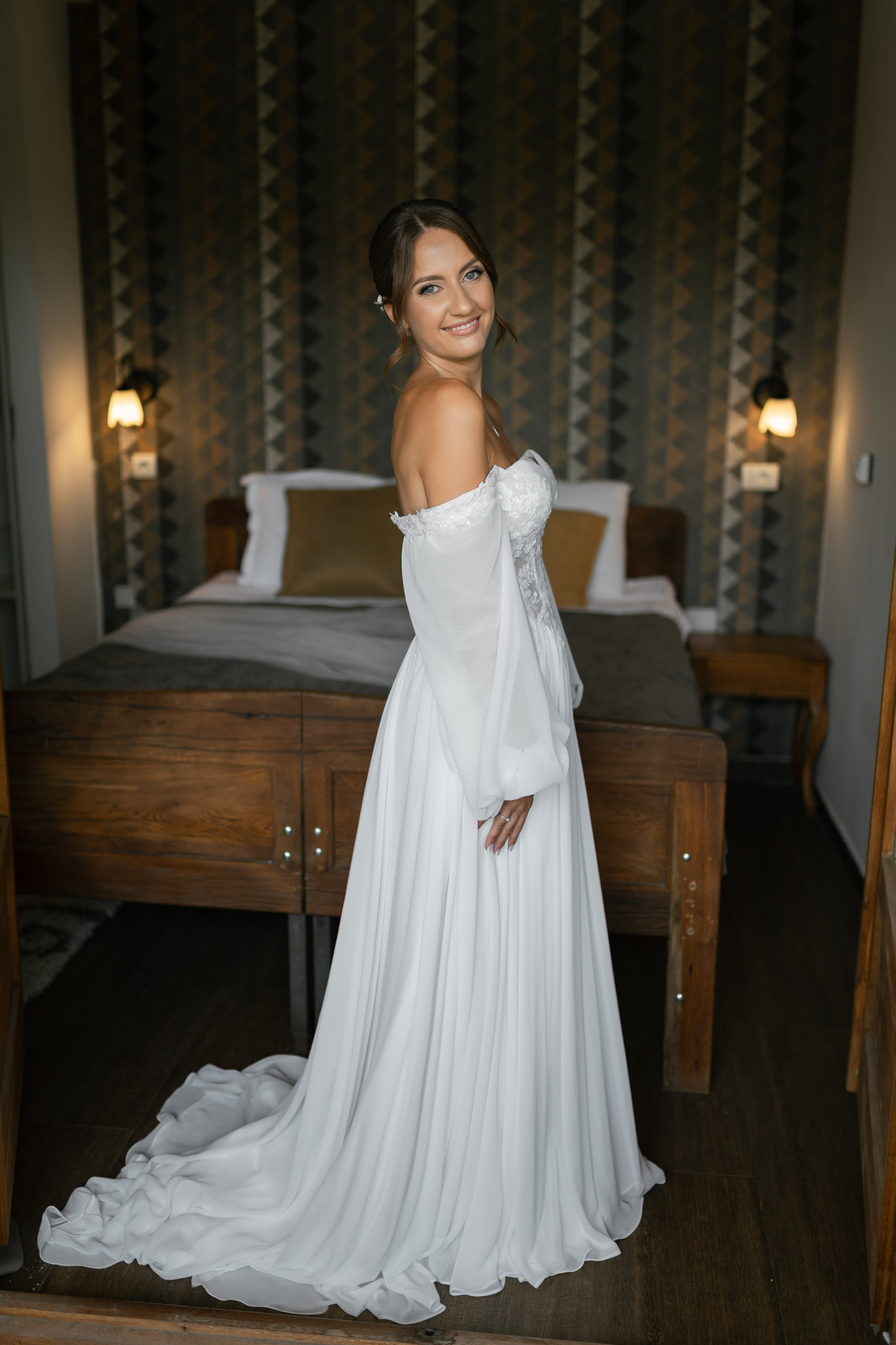 M&D|Between City Lights and Hidden Oasis. Black Sheep Produkcija| Wedding Photography and Wedding Films, based in Kragujevac, Europe / Fotograf i videograf, Kragujevac, Srbija