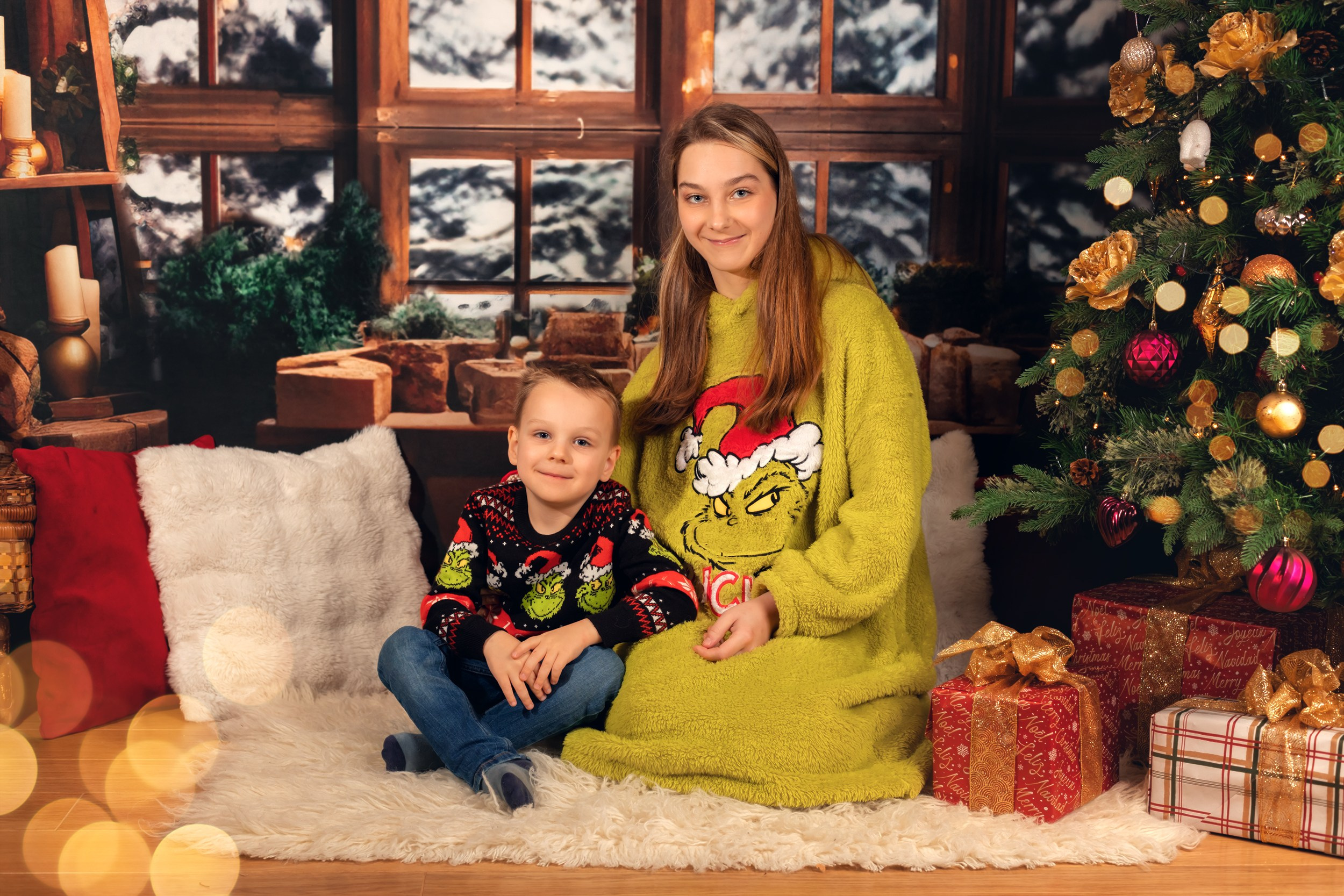 *** CHRISTMAS 2025 ***. Stevenage, Hertfordshire family, maternity and newborn photographer